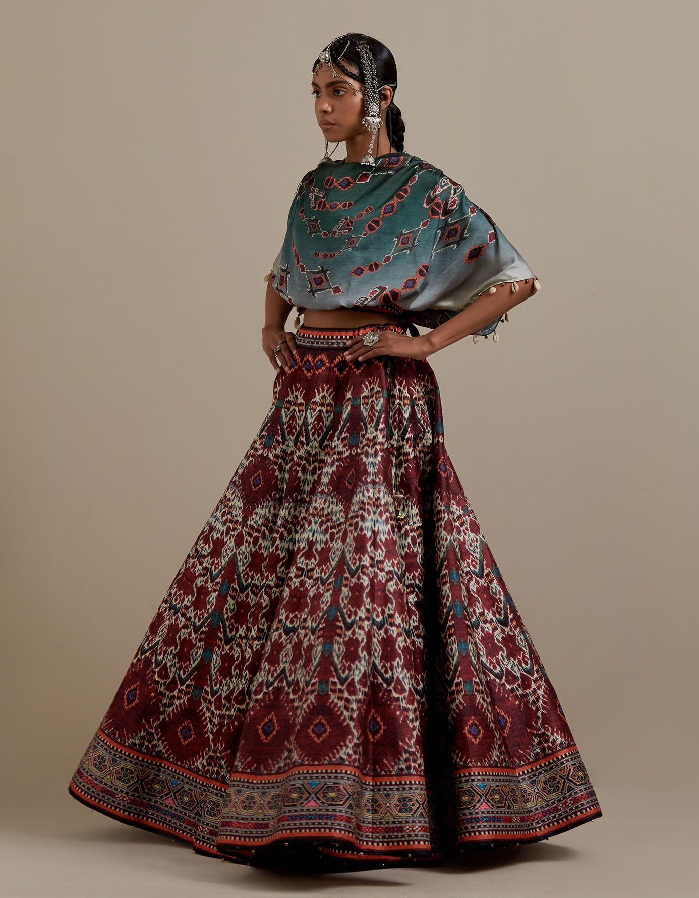Kasbah : Varsha/Leela - Maroon/Teal