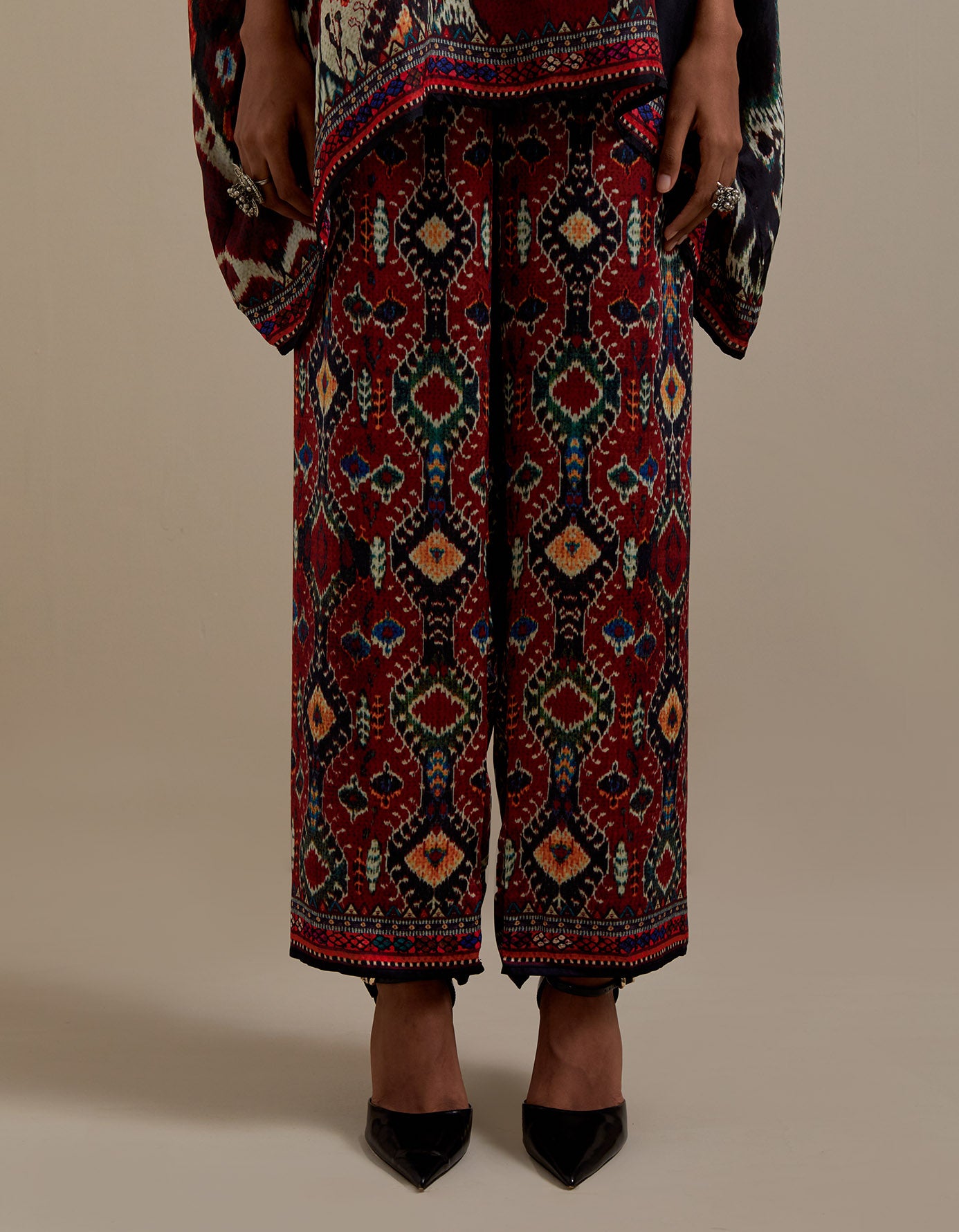 Kasbah : Chanel - Red/Black