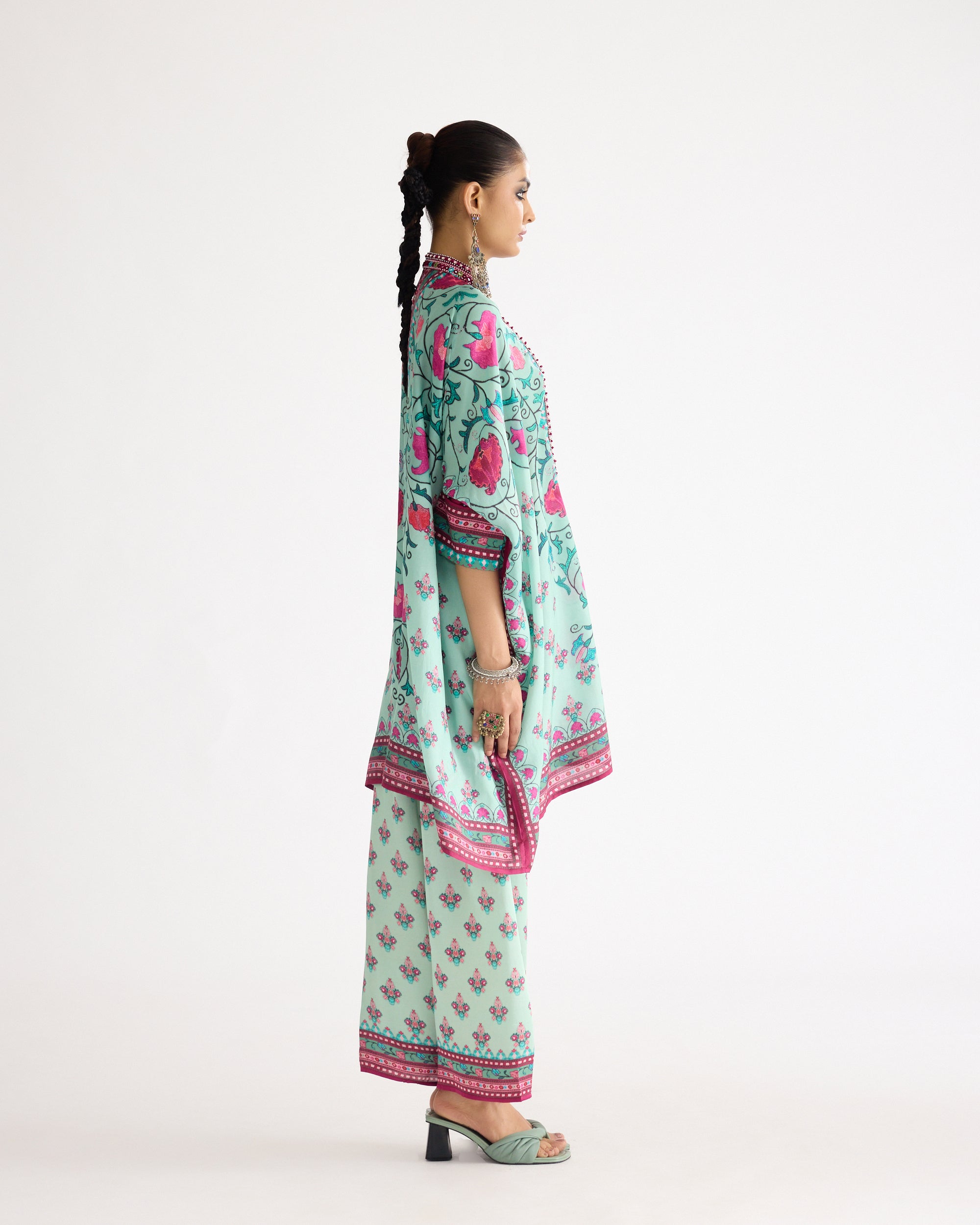 A Bukhara Summer : Chanel 36" - Mint