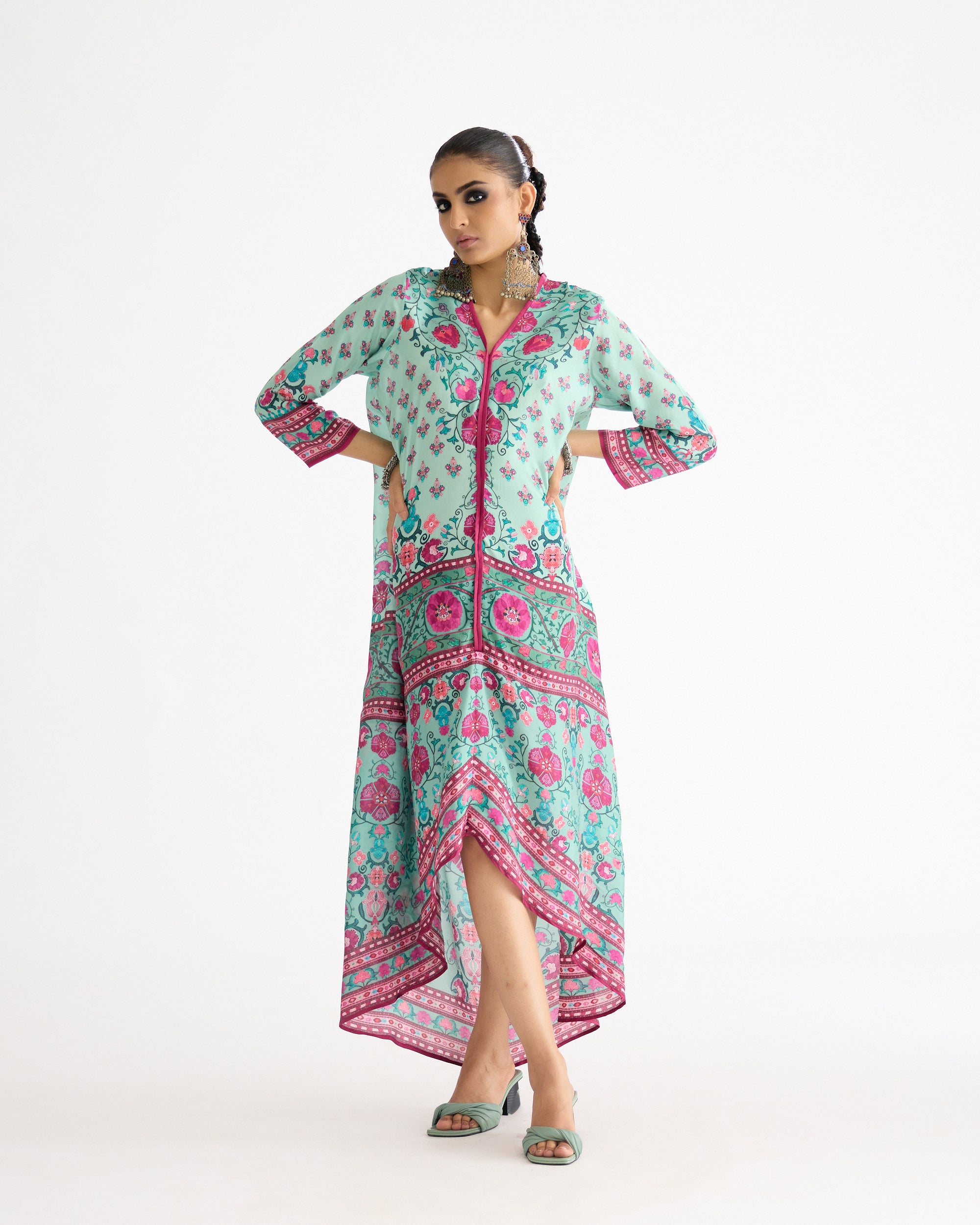A Bukhara Summer : Eila - Mint
