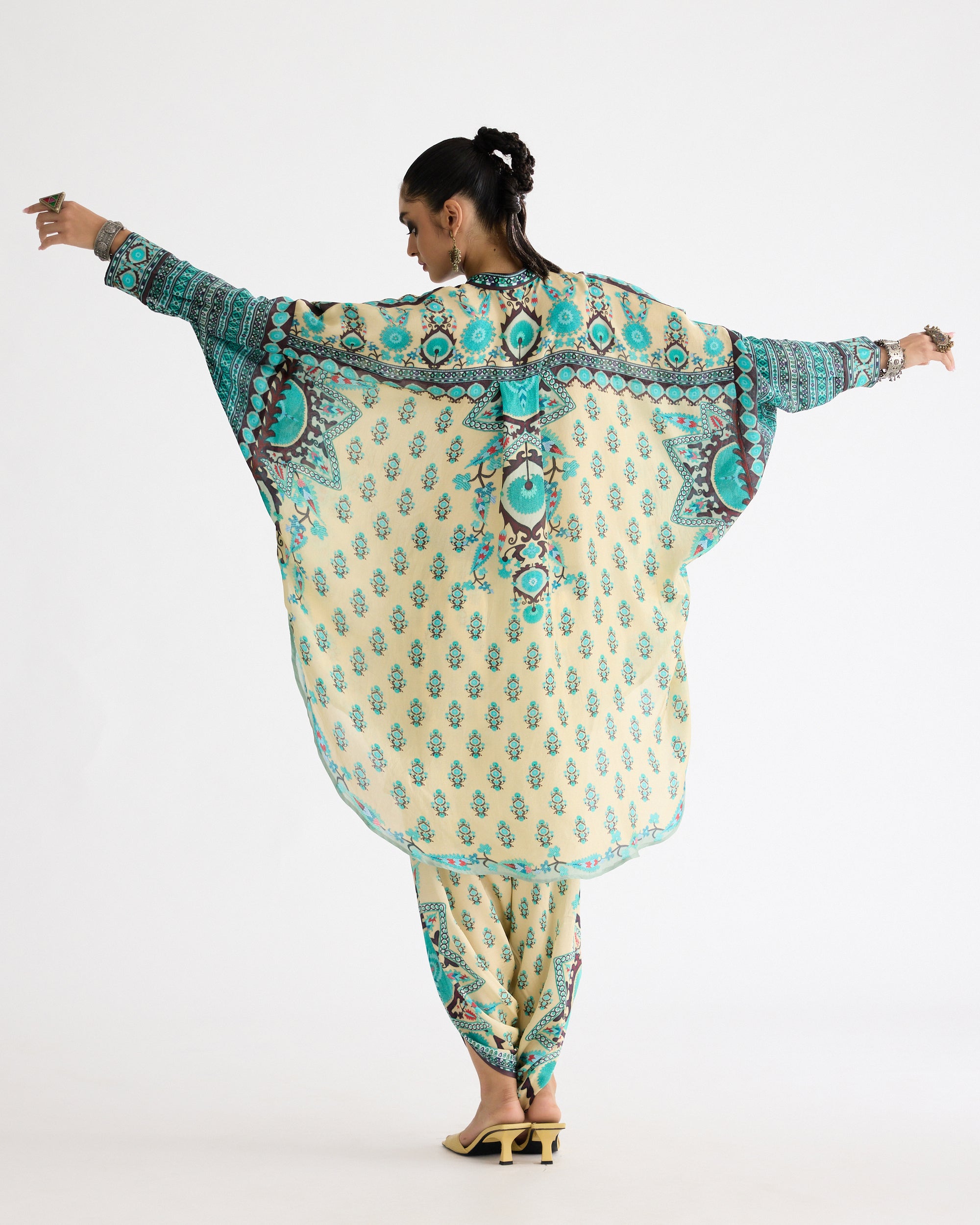 A Bukhara Summer : Mabel - Lemon