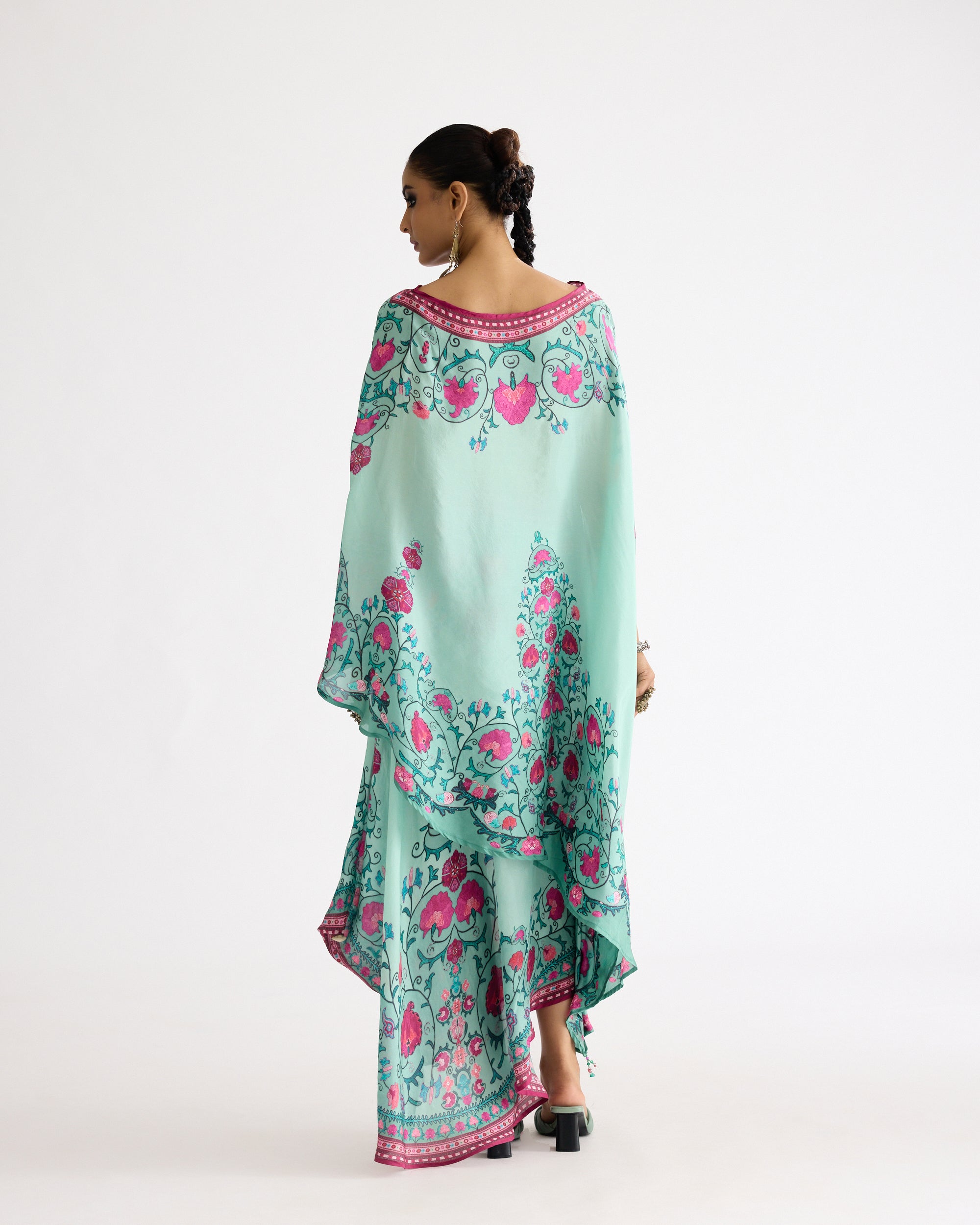 A Bukhara Summer : Kamini - Mint
