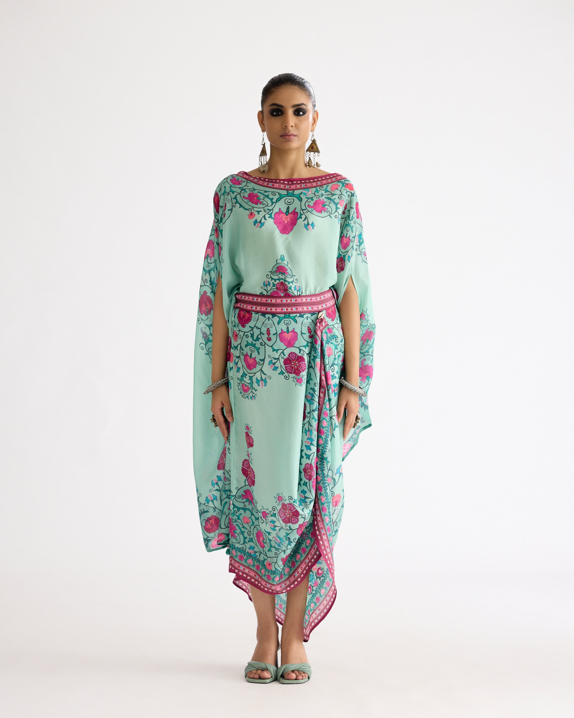A Bukhara Summer : Kamini - Mint
