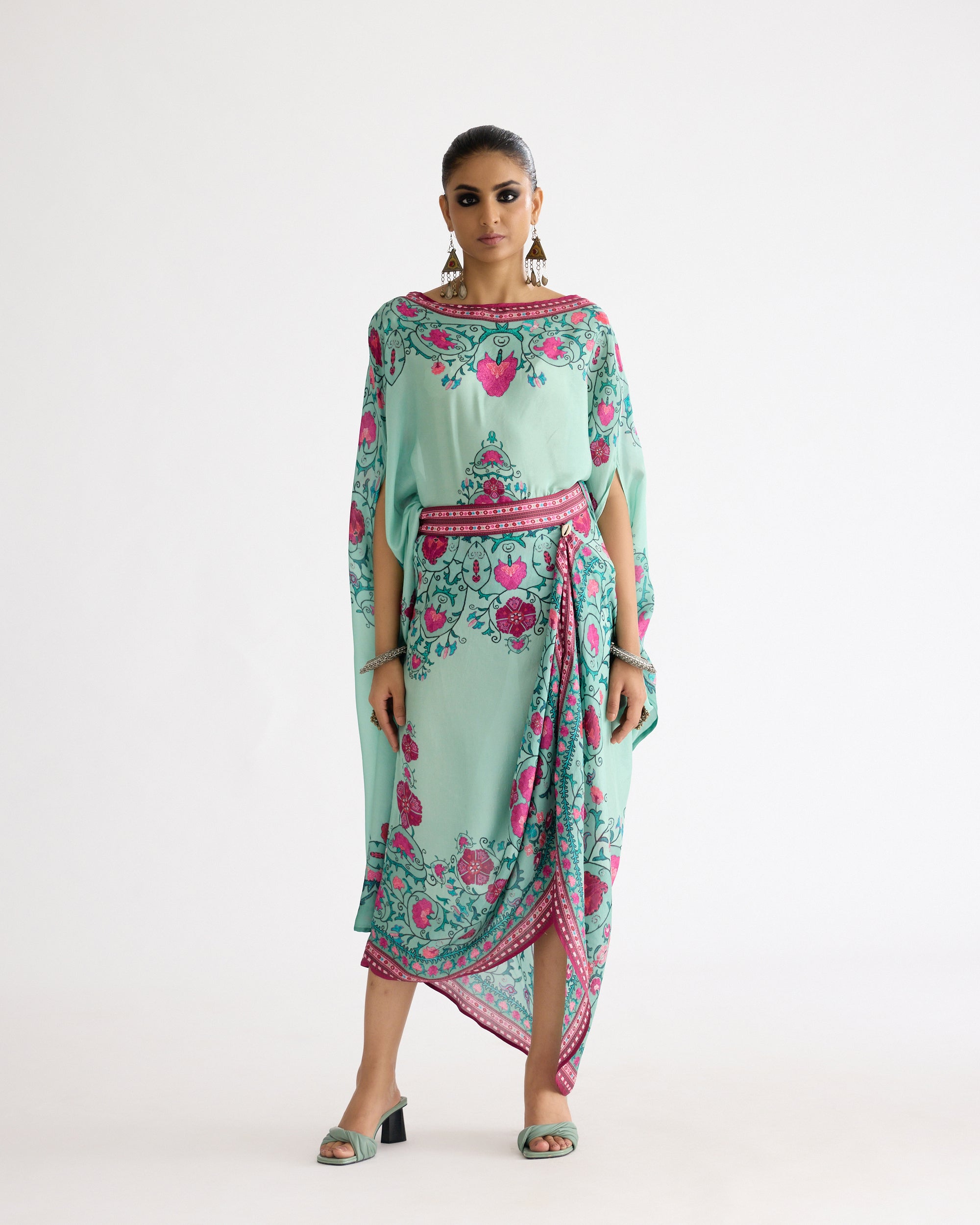 A Bukhara Summer : Kamini - Mint