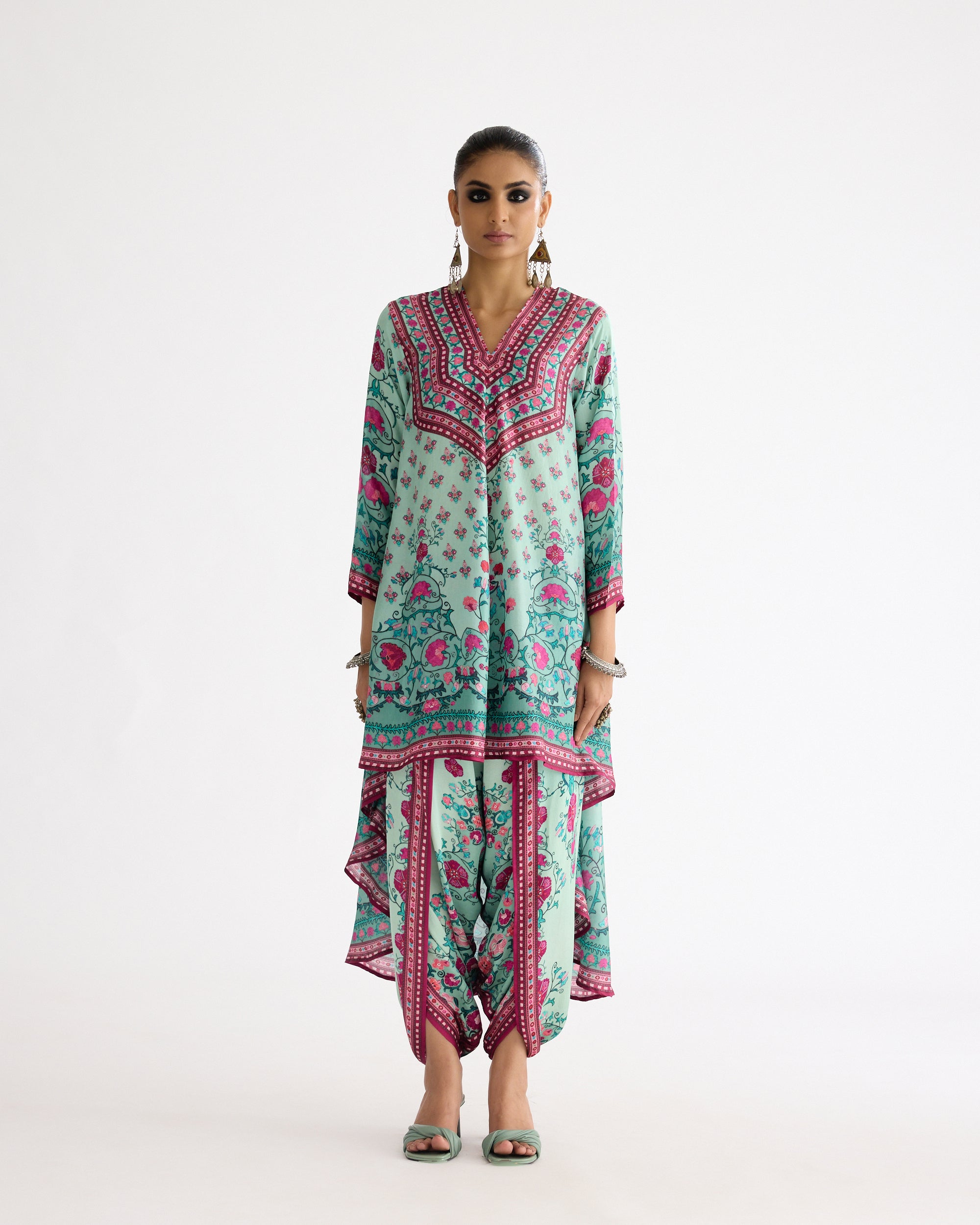 A Bukhara Summer : Aarvi/Sonth - Mint