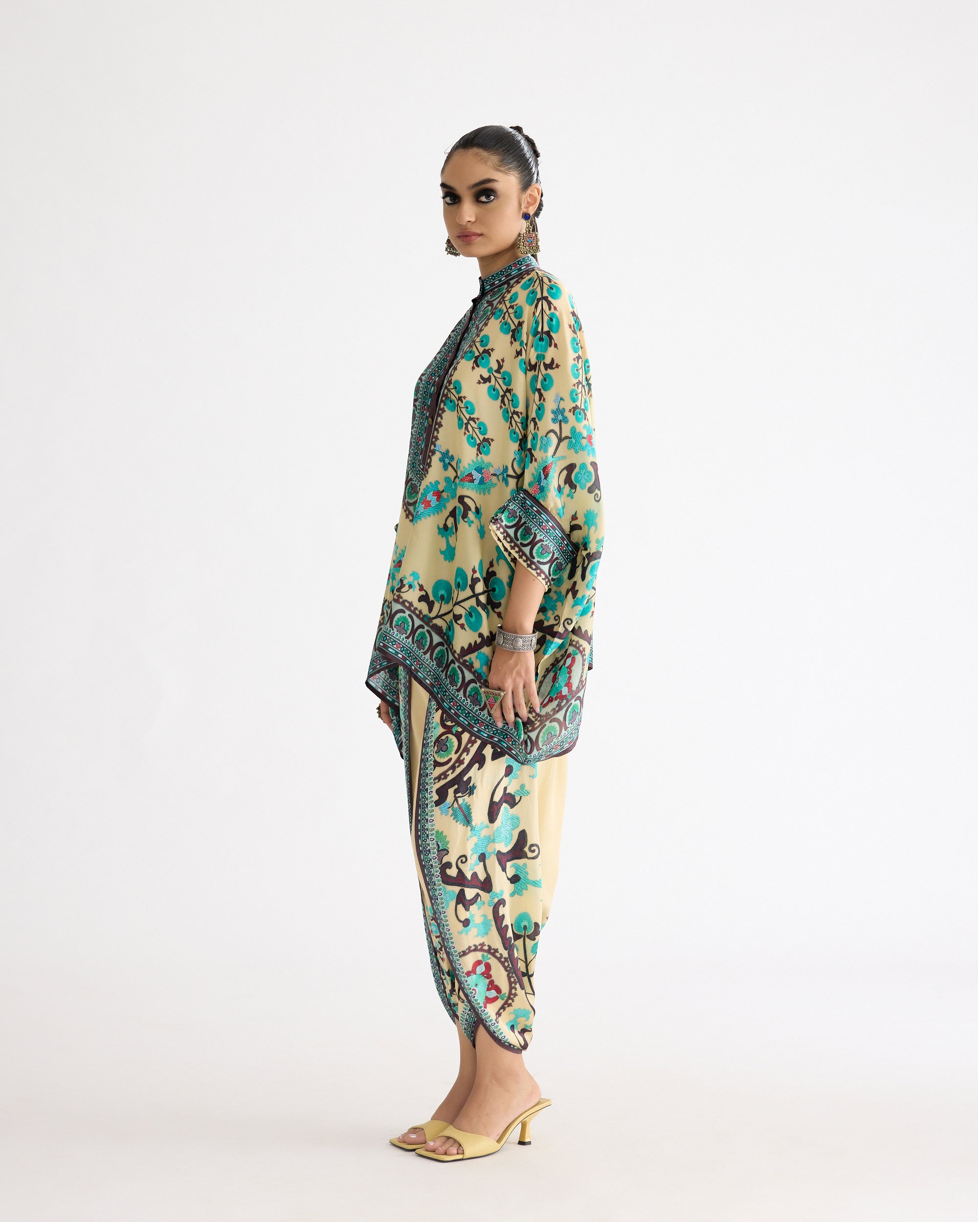 A Bukhara Summer : Chanel - Lemon