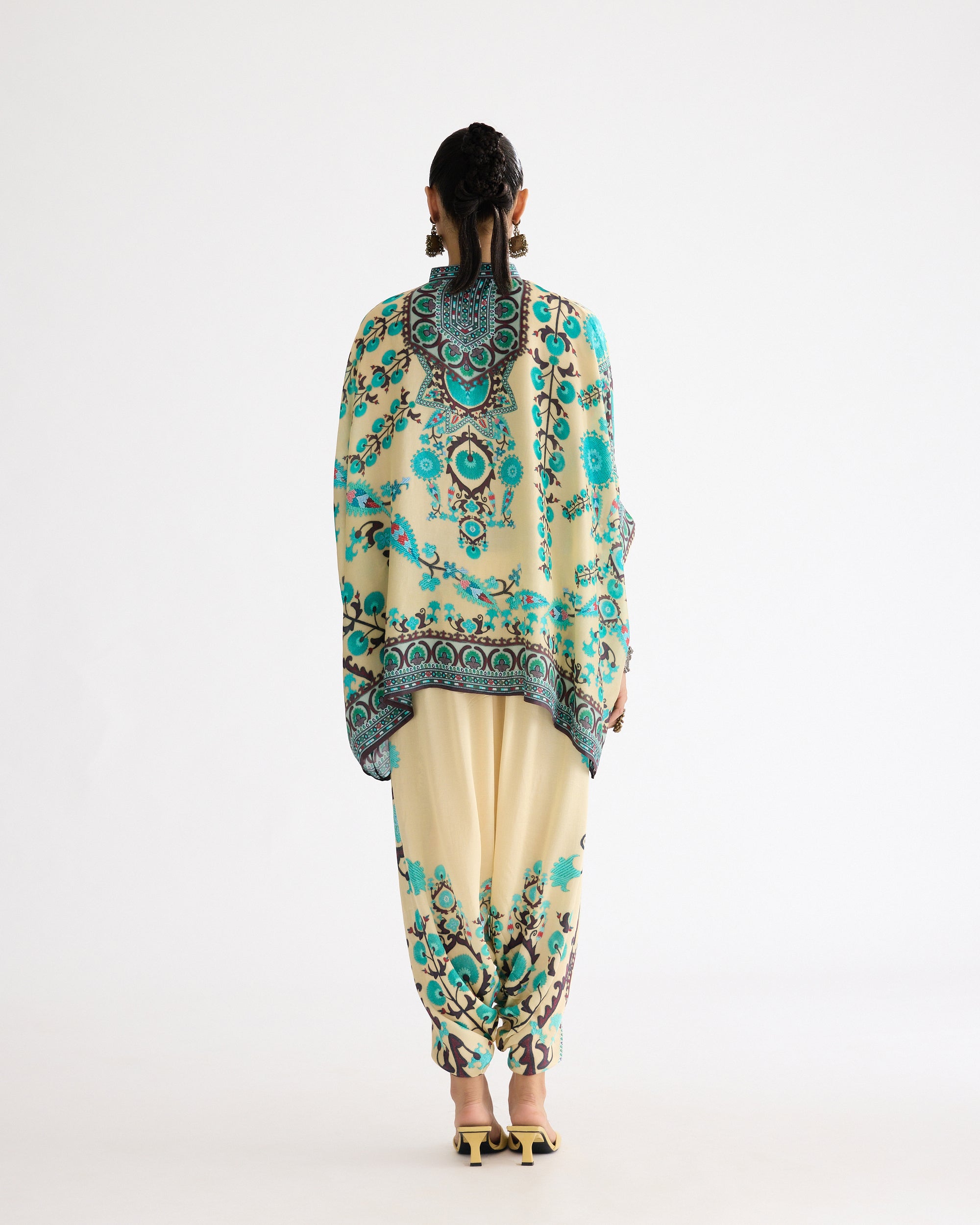 A Bukhara Summer : Chanel - Lemon