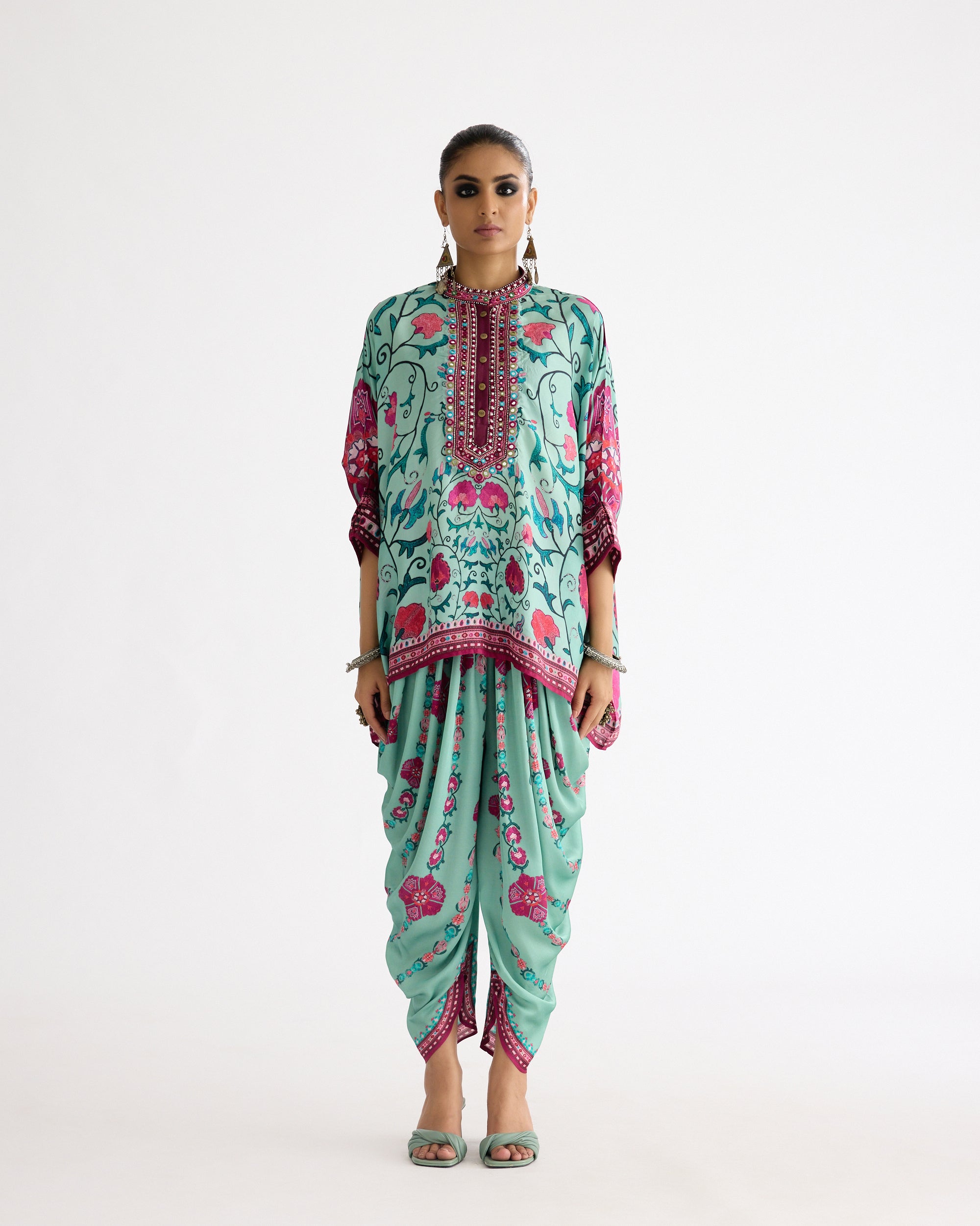 A Bukhara Summer : Chanel - Mint