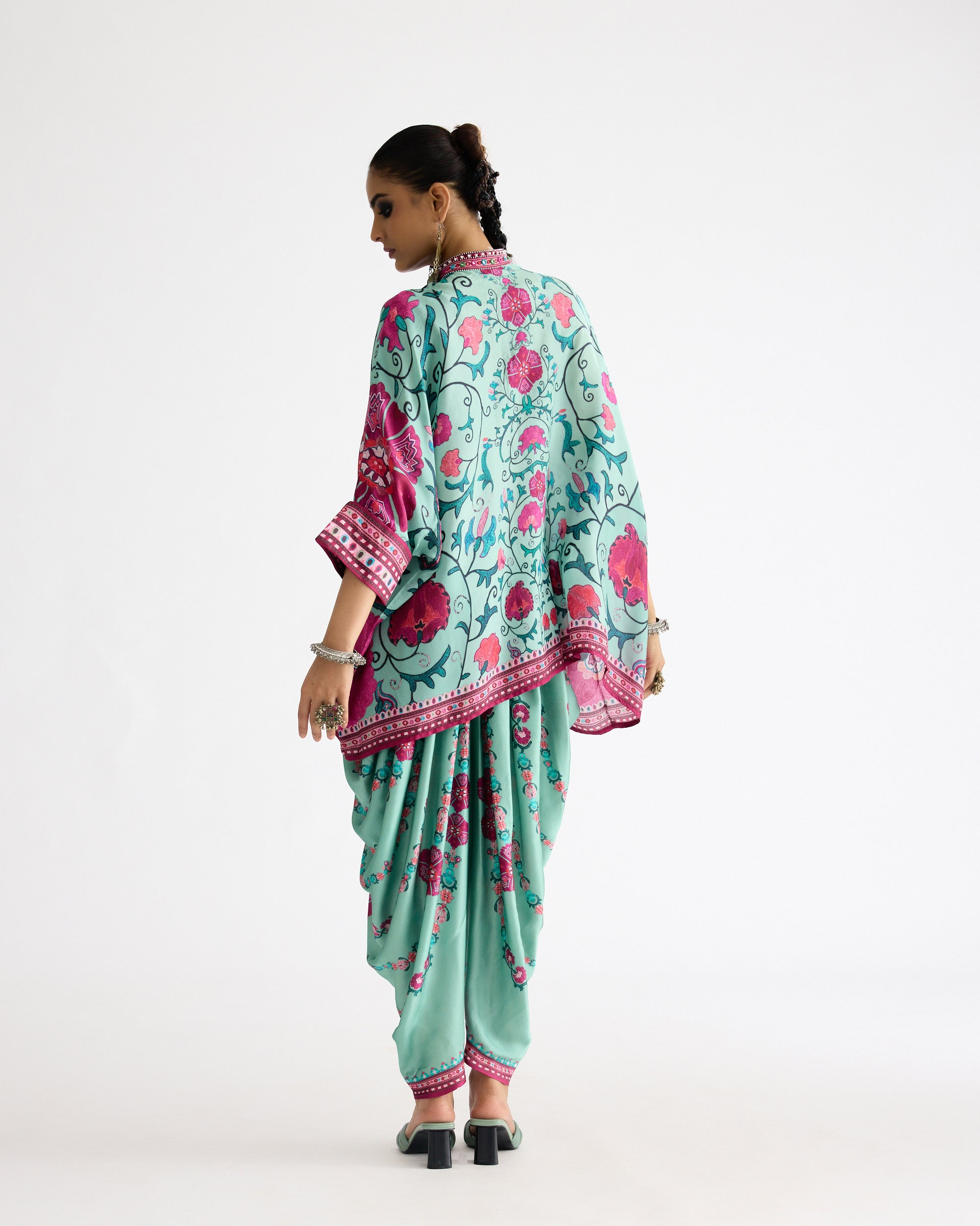 A Bukhara Summer : Chanel - Mint