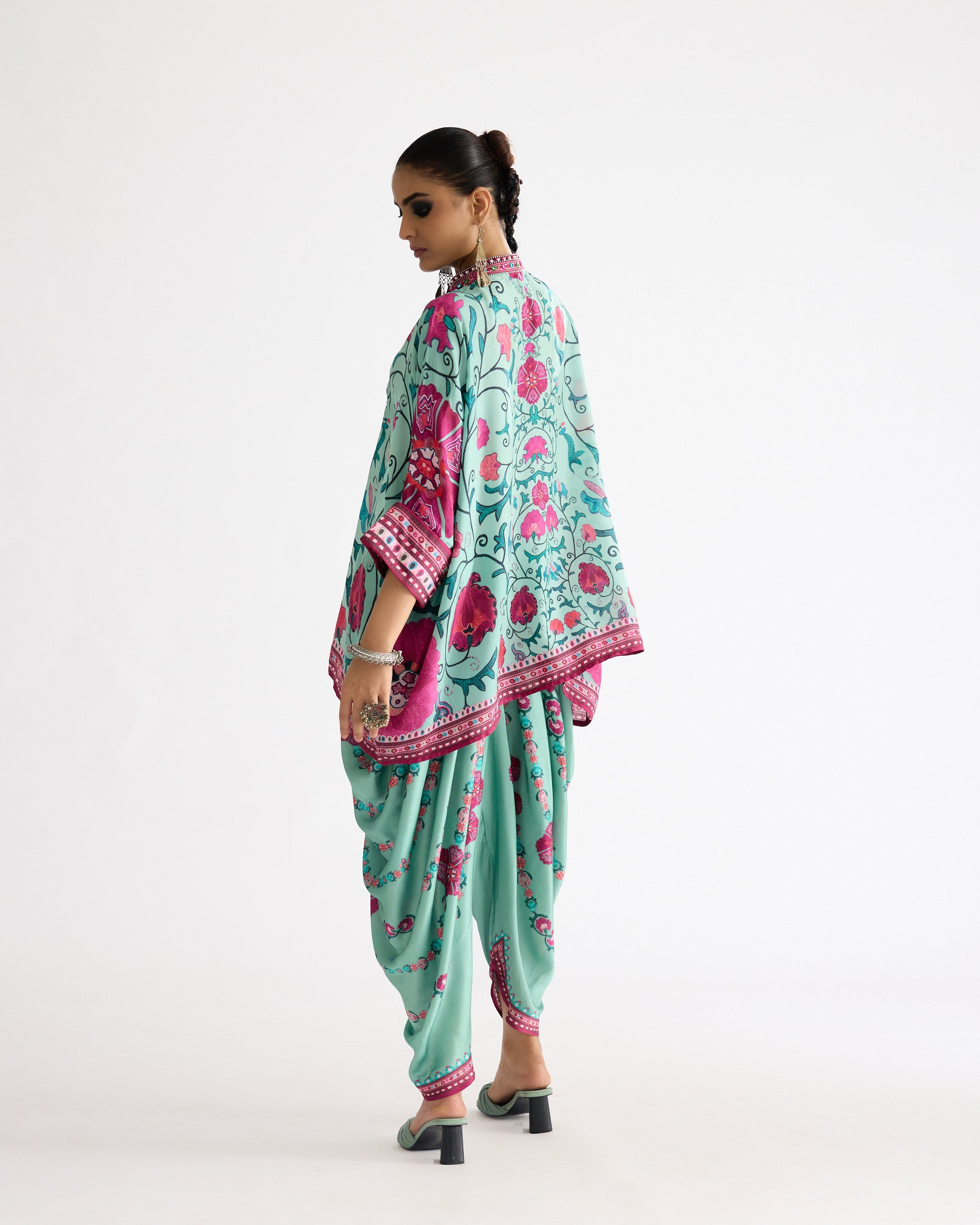 A Bukhara Summer : Chanel - Mint