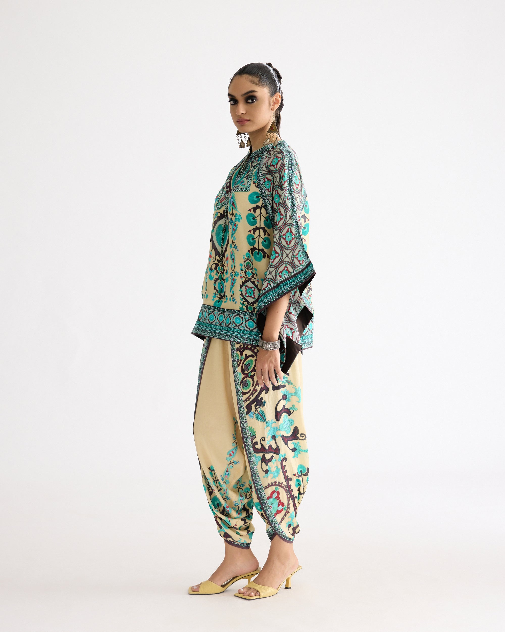 A Bukhara Summer : Ramona/Sonth - Lemon