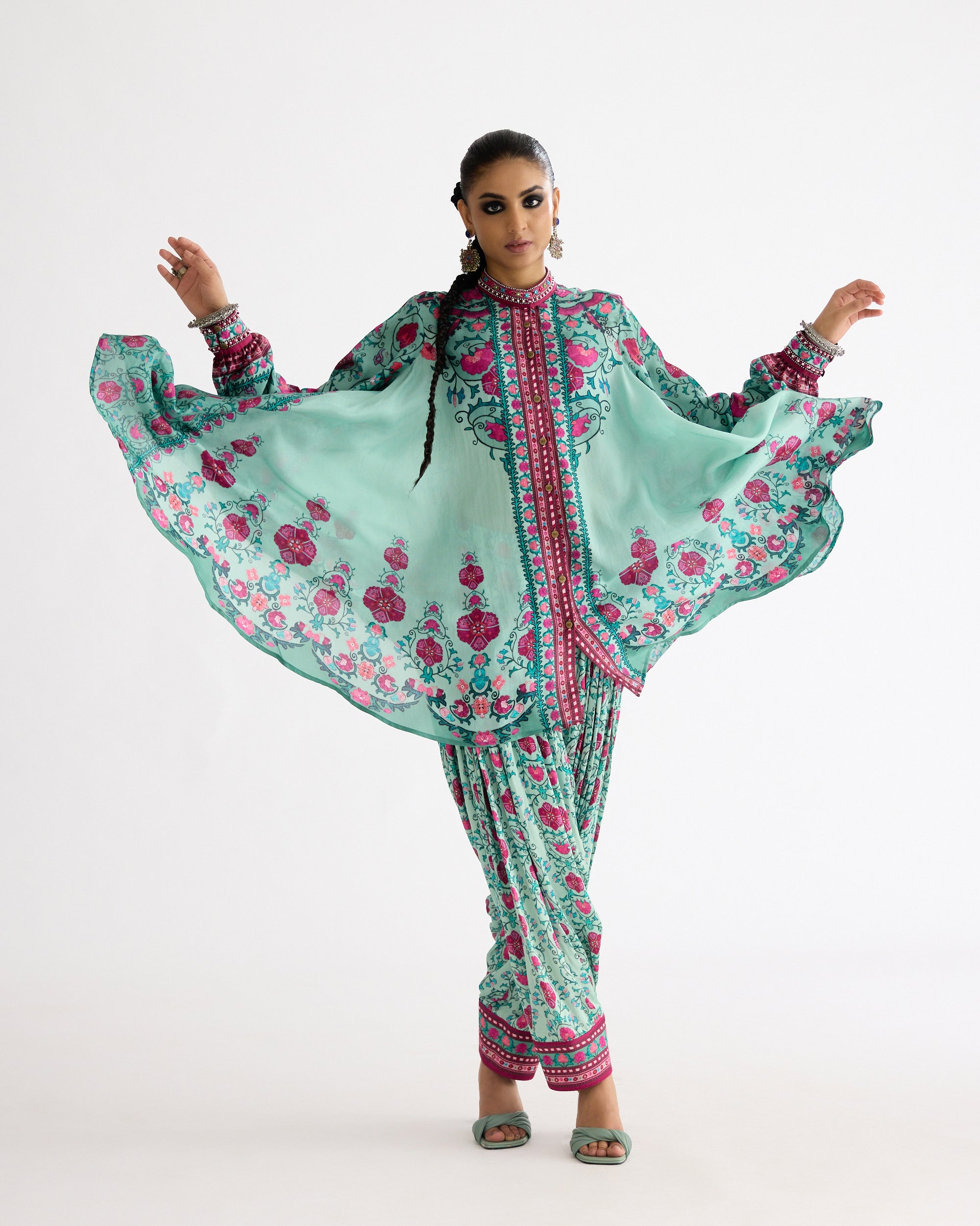 A Bukhara Summer: Nilofer - Mint