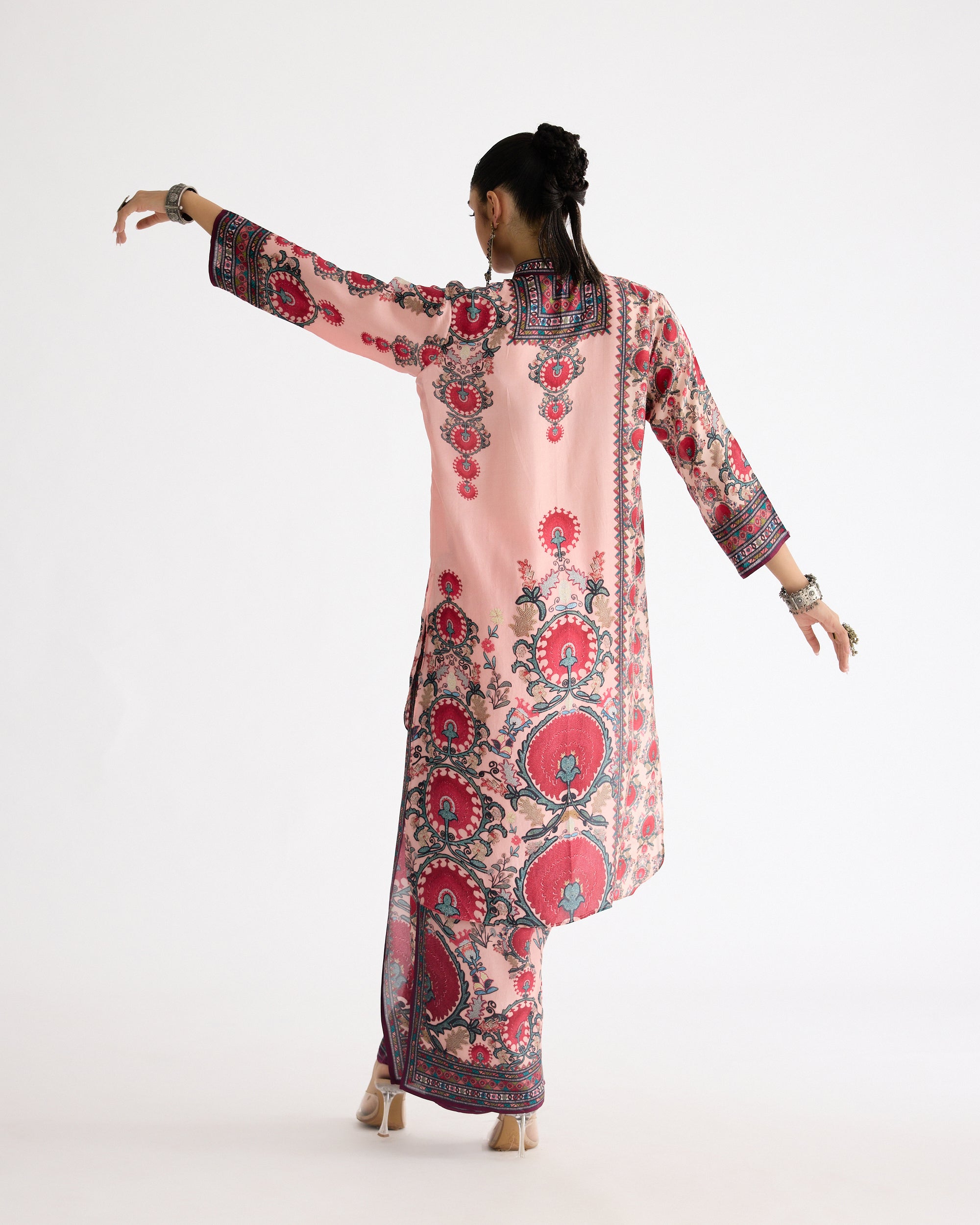 A Bukhara Summer : Baaka/Gloria - Blush