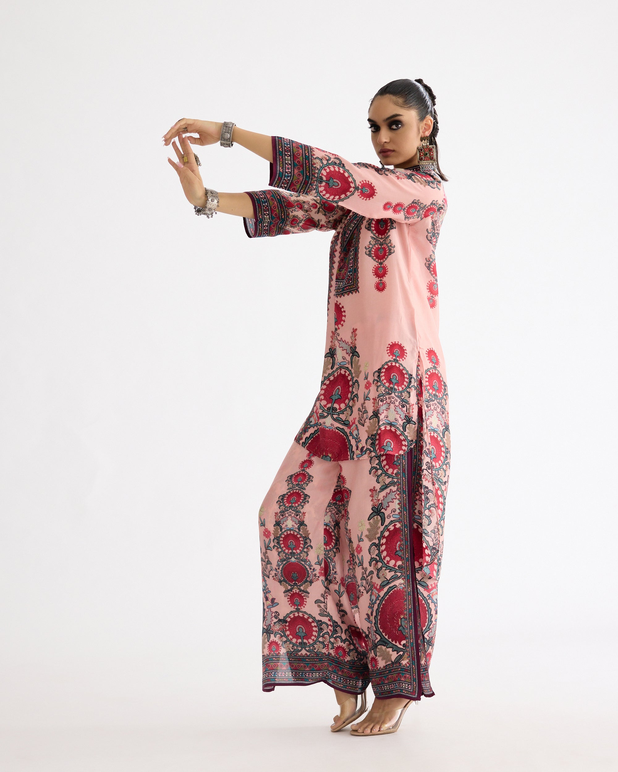 A Bukhara Summer : Baaka/Gloria - Blush