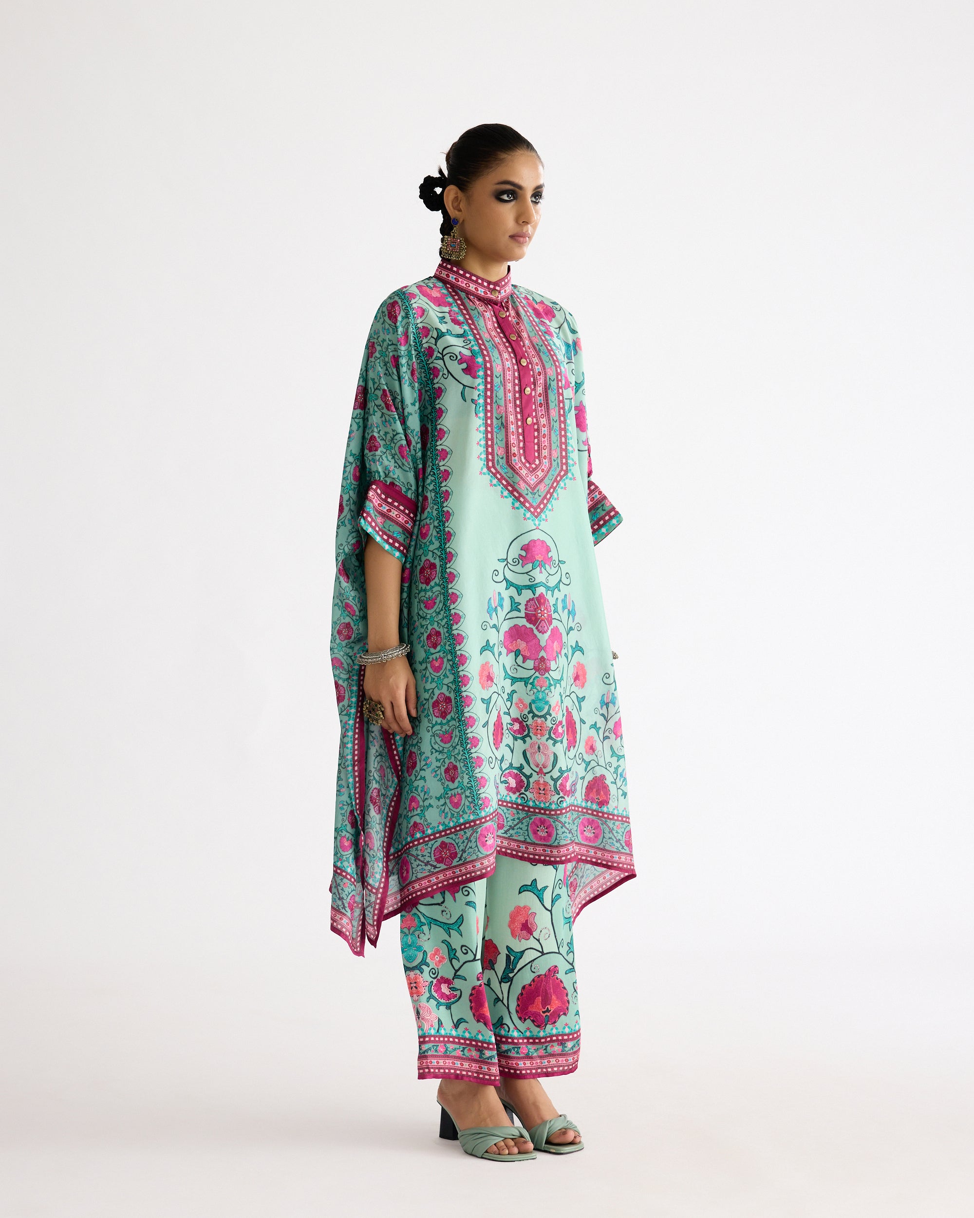A Bukhara Summer : Chantelle - Mint