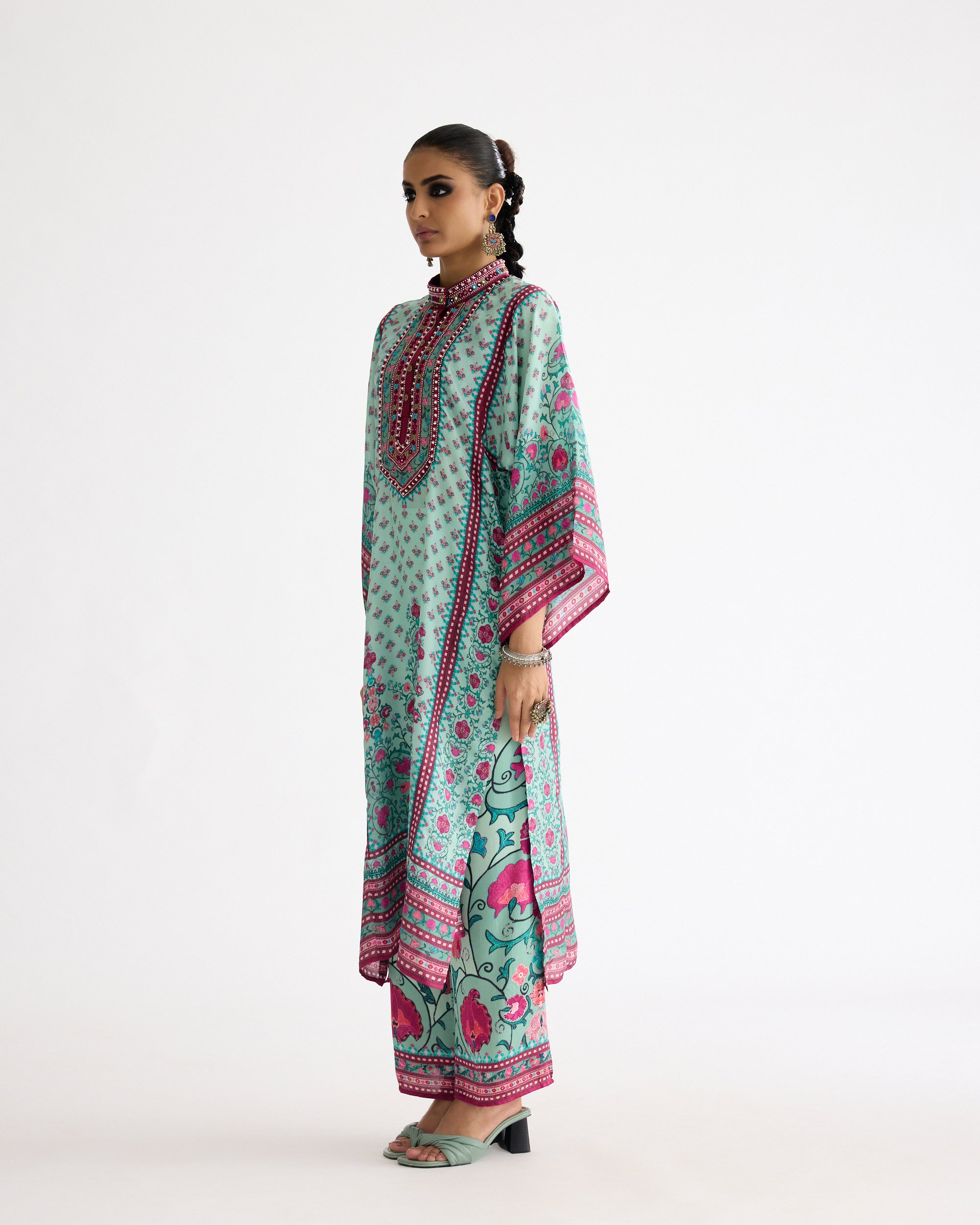 A Bukhara Summer : Gayatri - Mint