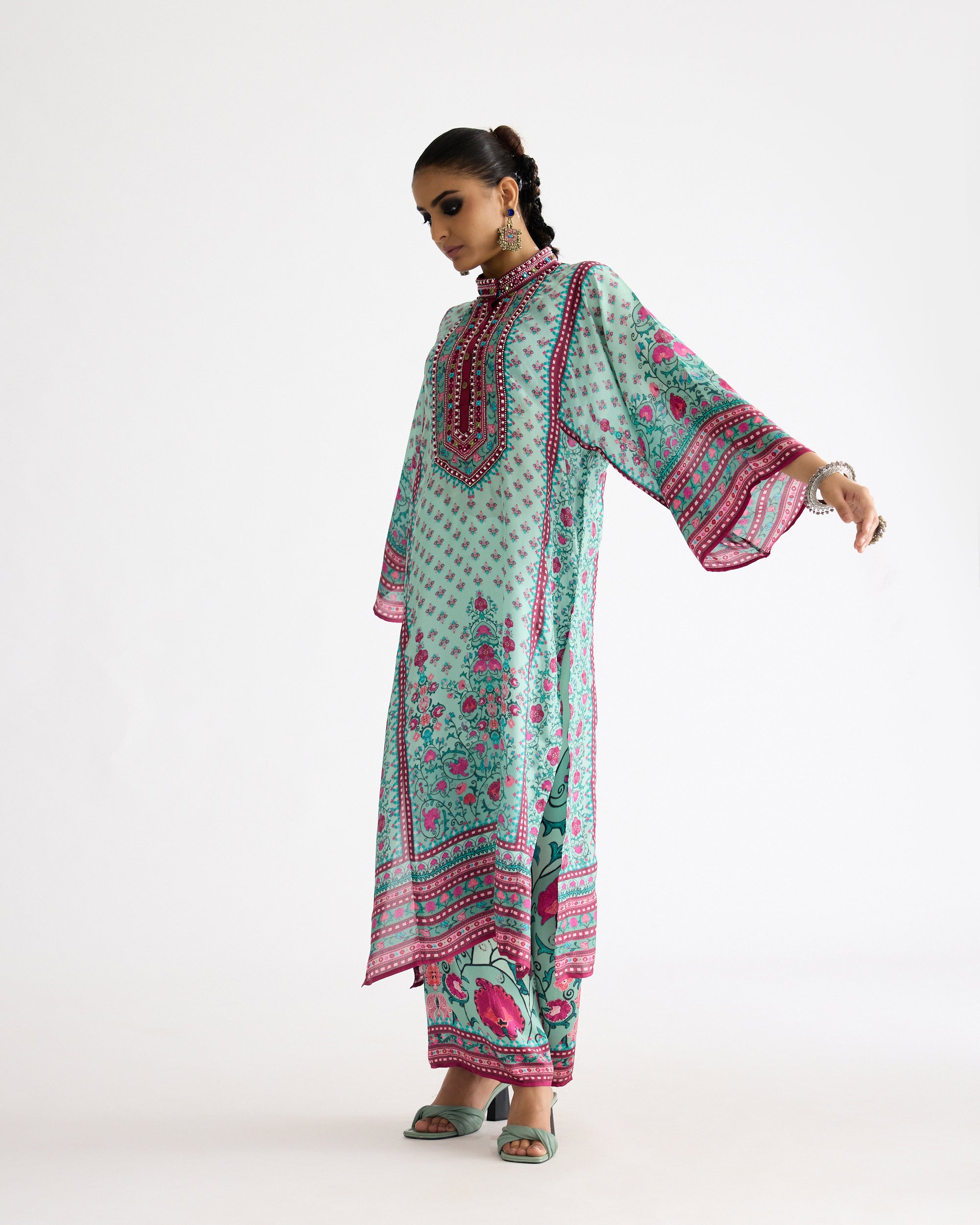 A Bukhara Summer : Gayatri - Mint
