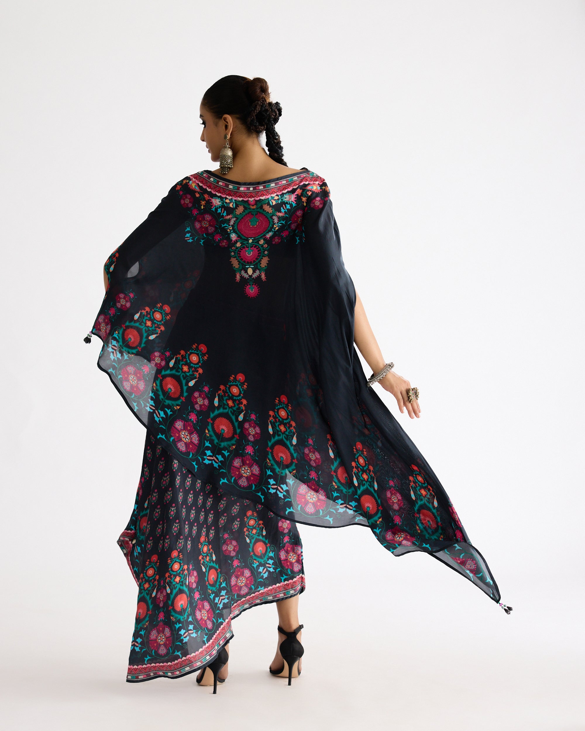 A Bukhara Summer : Kamini - Multi