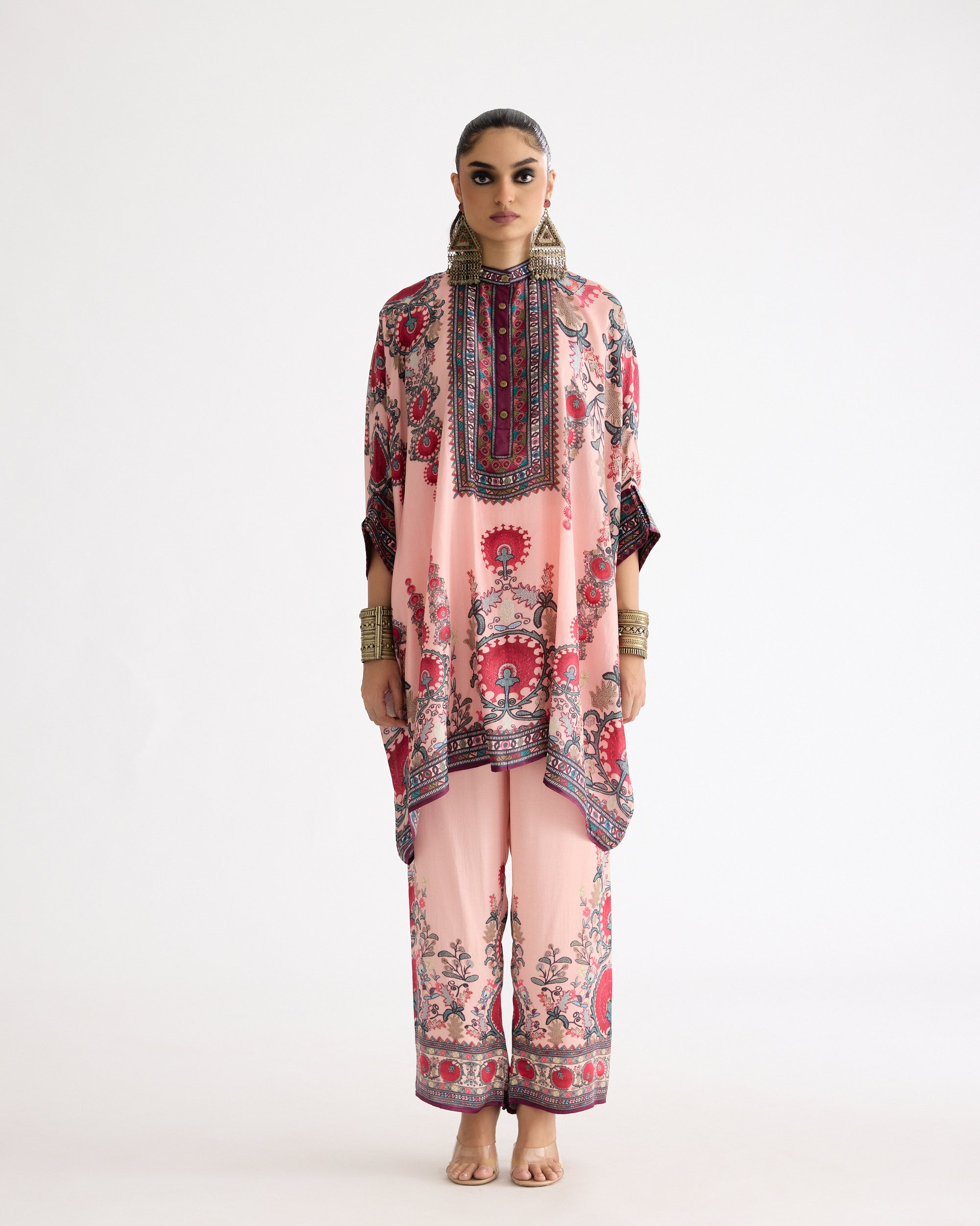 A Bukhara Summer : Chanel 36" - Blush