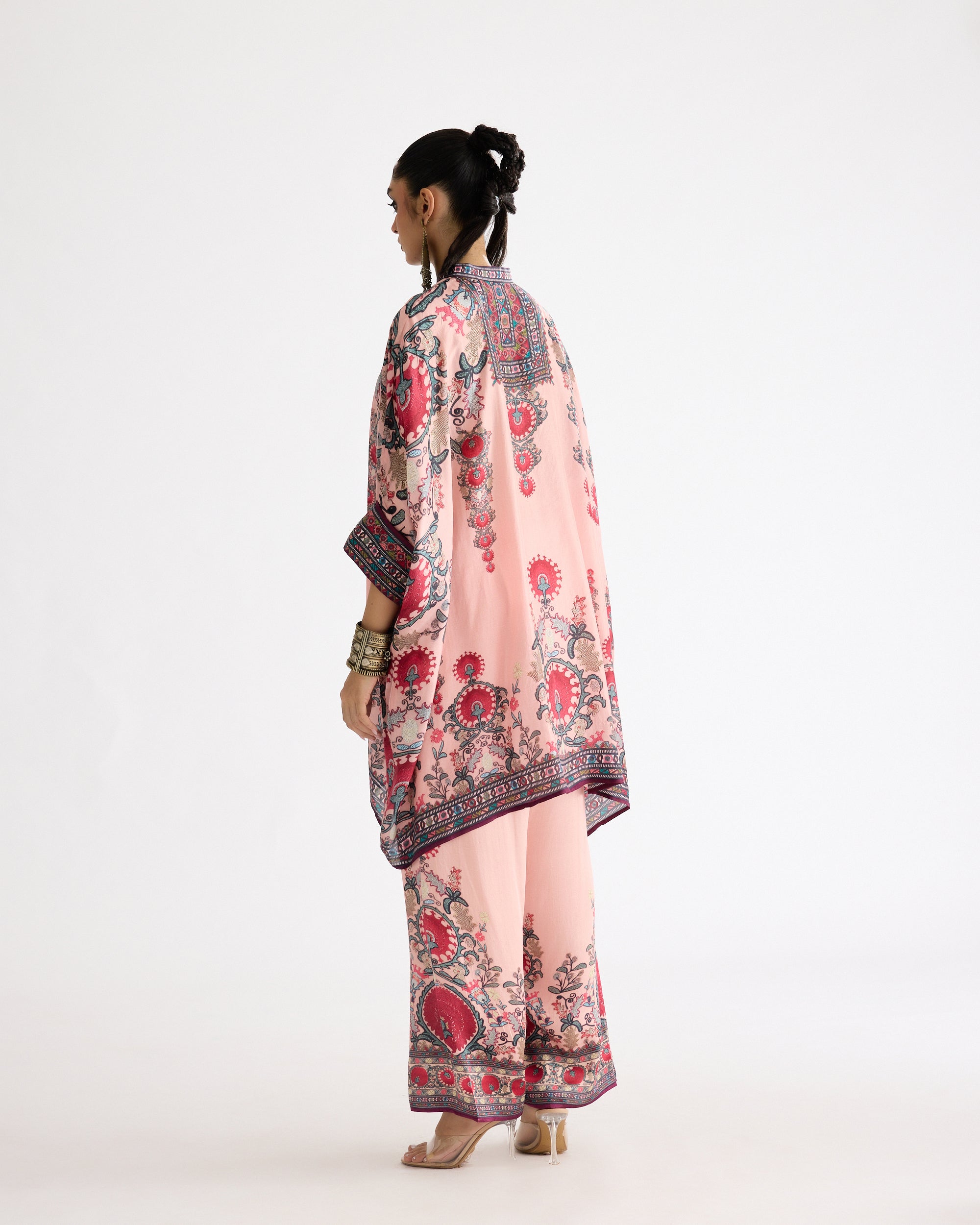 A Bukhara Summer : Chanel 36" - Blush