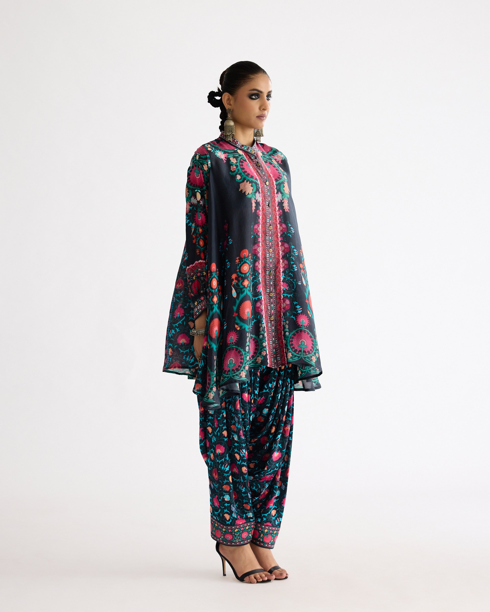 A Bukhara Summer: Nilofer - Multi