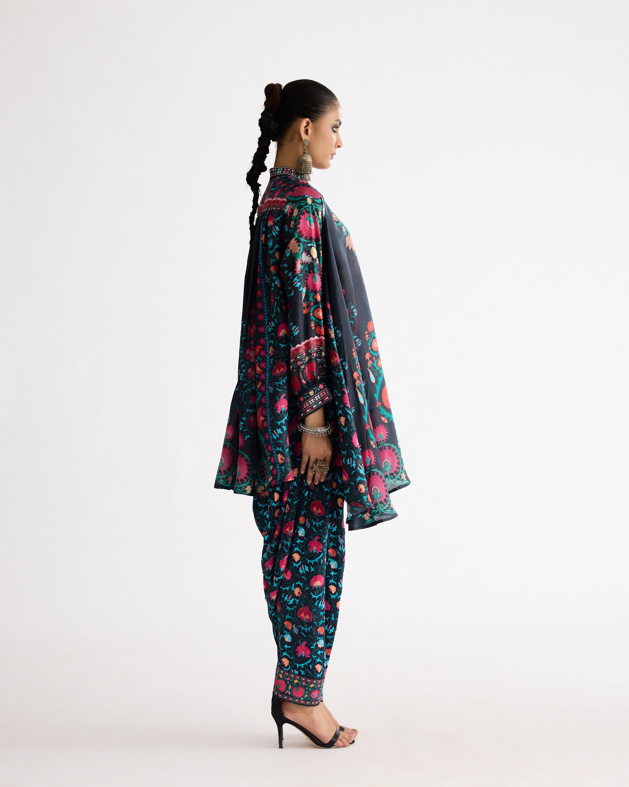 A Bukhara Summer: Nilofer - Multi