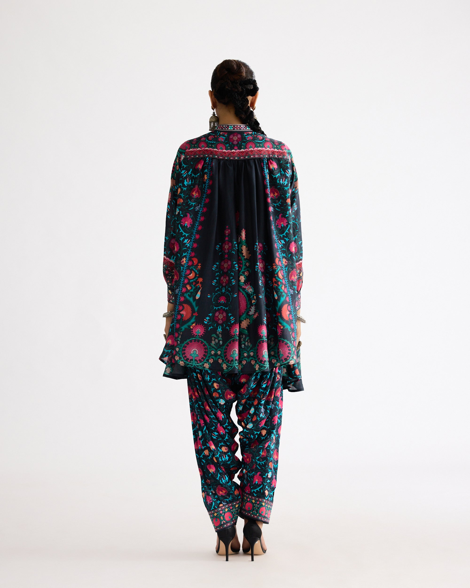 A Bukhara Summer: Nilofer - Multi