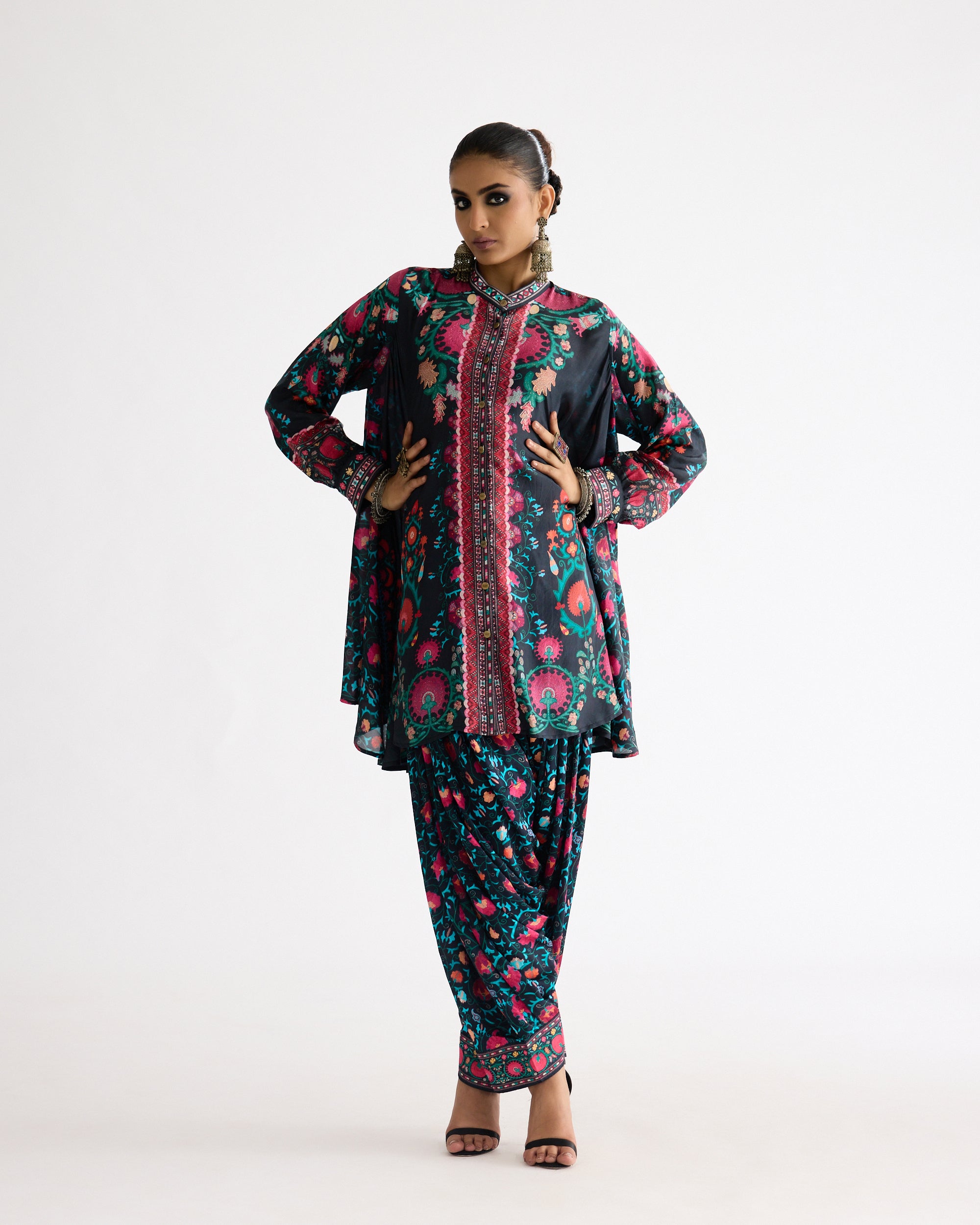A Bukhara Summer: Nilofer - Multi
