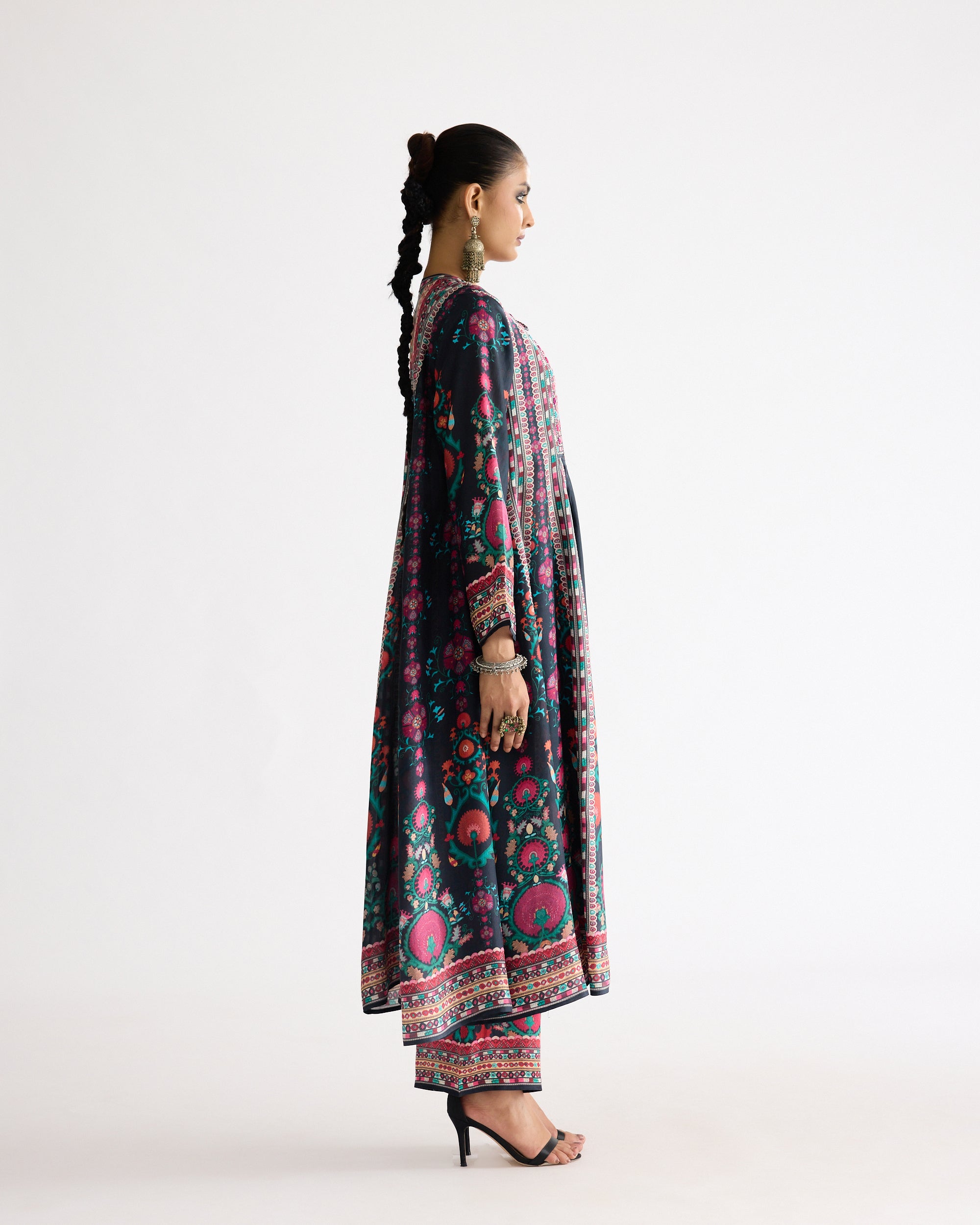 A Bukhara Summer : Anisha - Multi