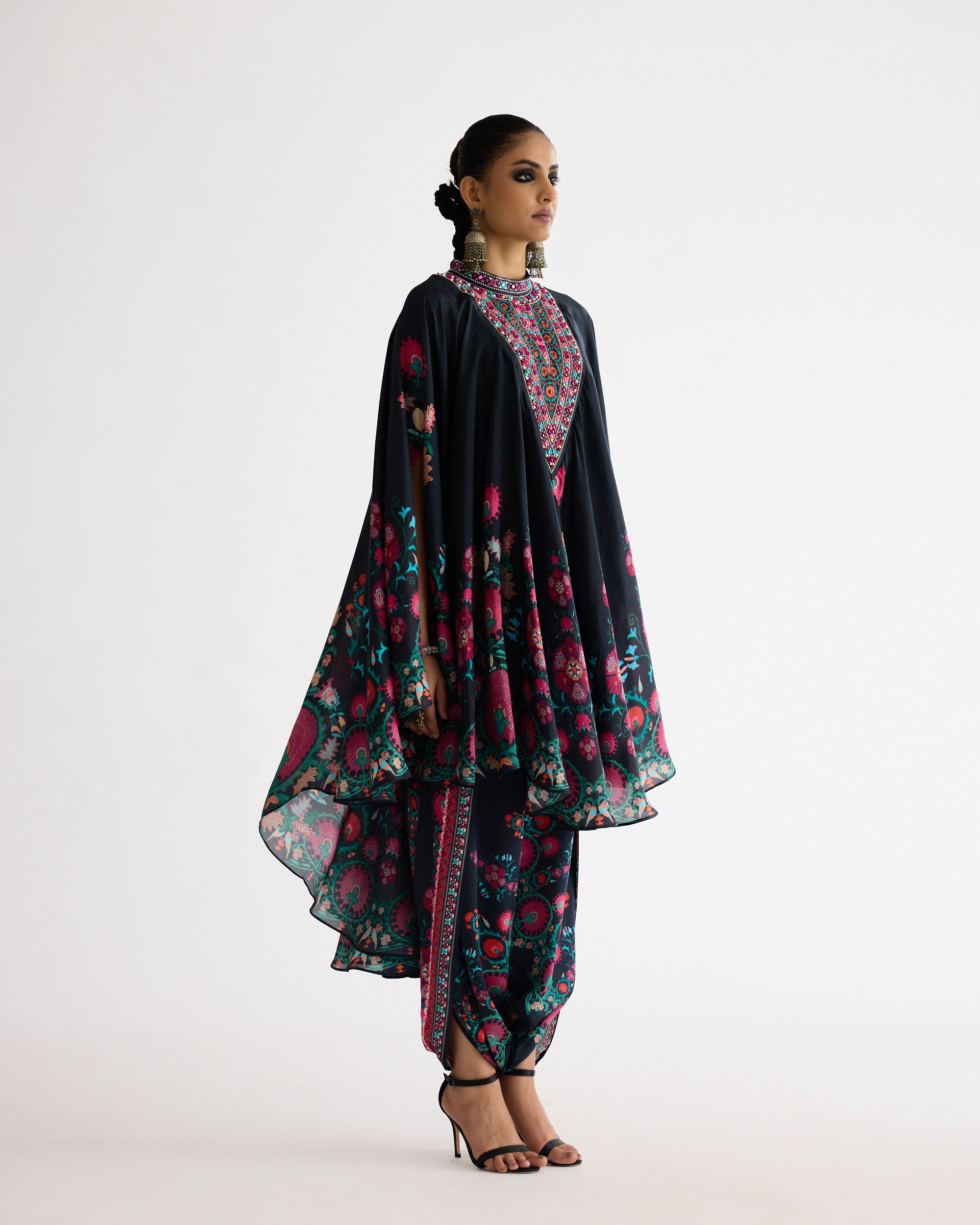 A Bukhara Summer : Farah - Multi