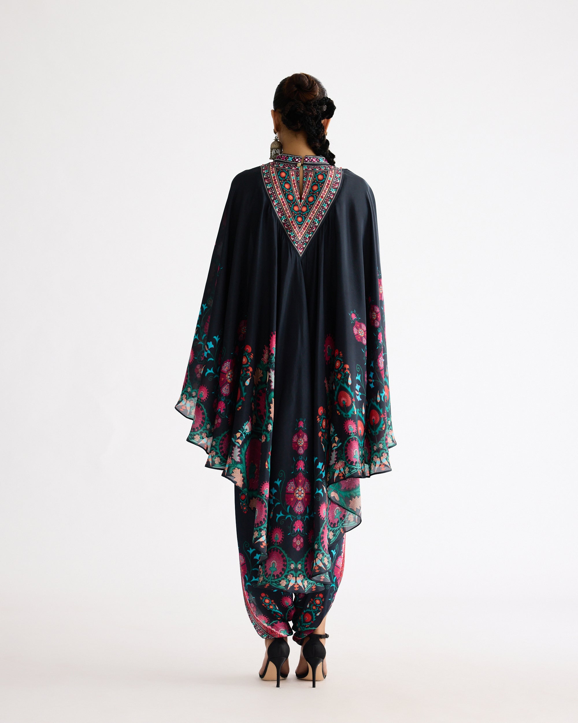 A Bukhara Summer : Farah - Multi