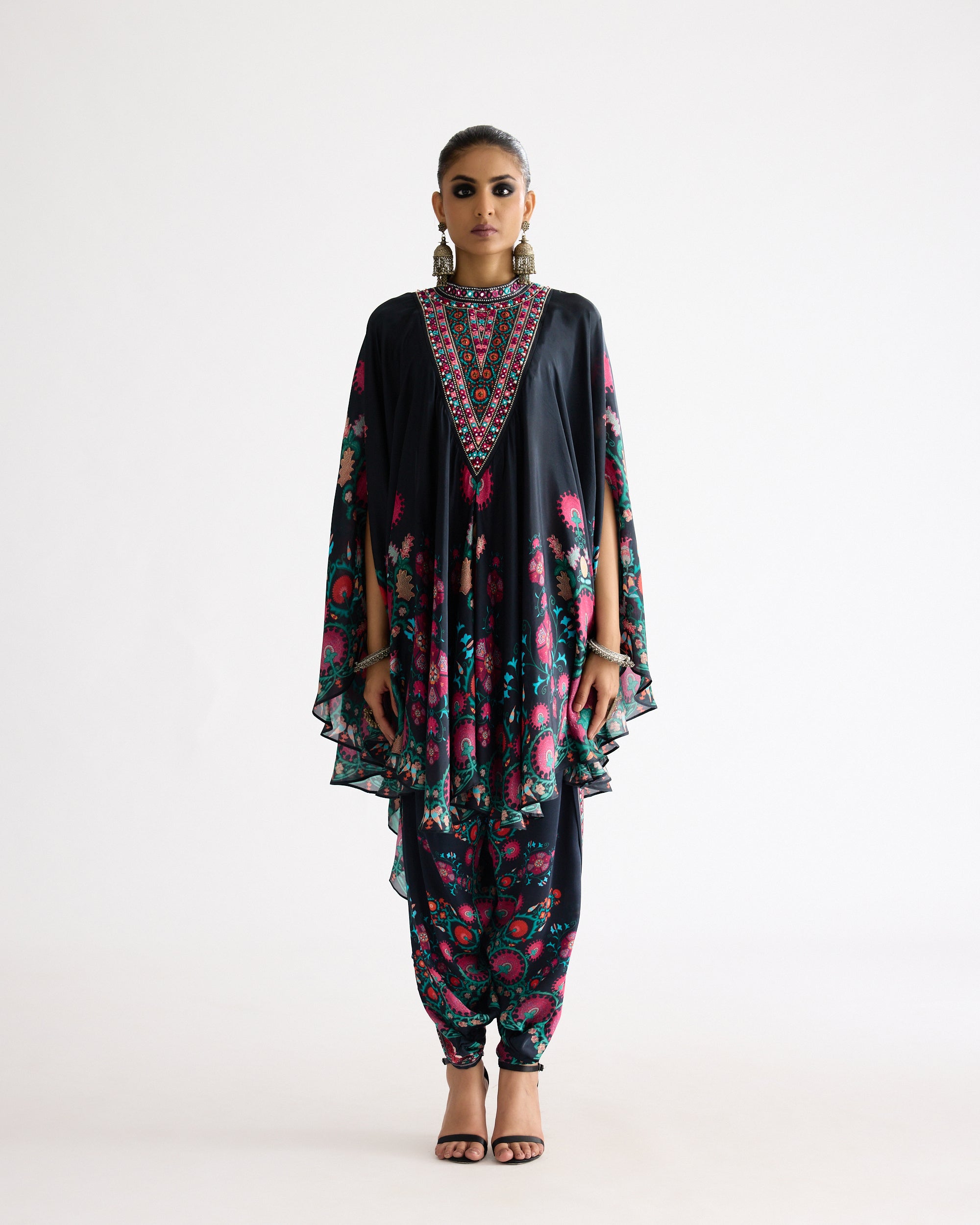 A Bukhara Summer : Farah - Multi