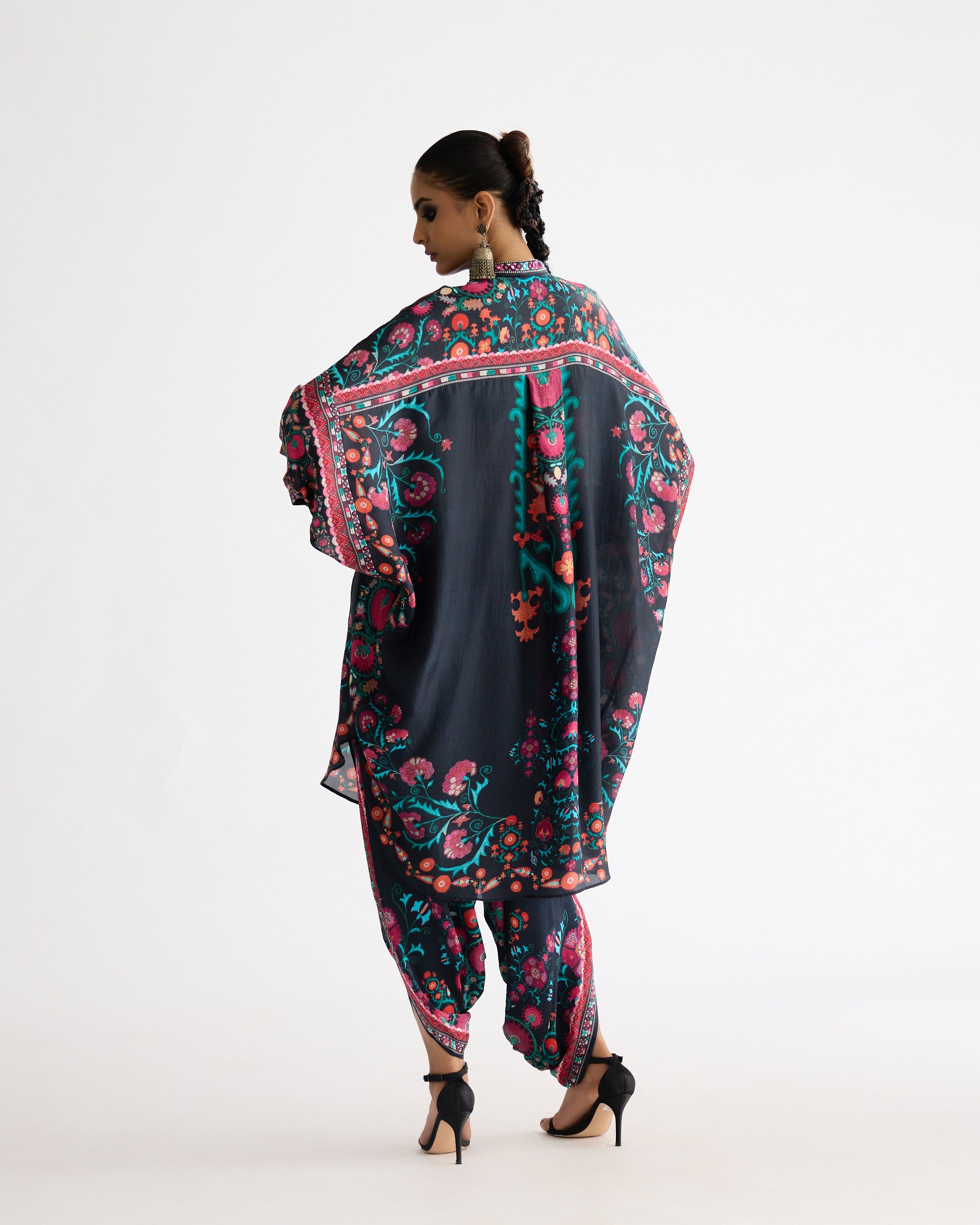 A Bukhara Summer : Mabel - Multi