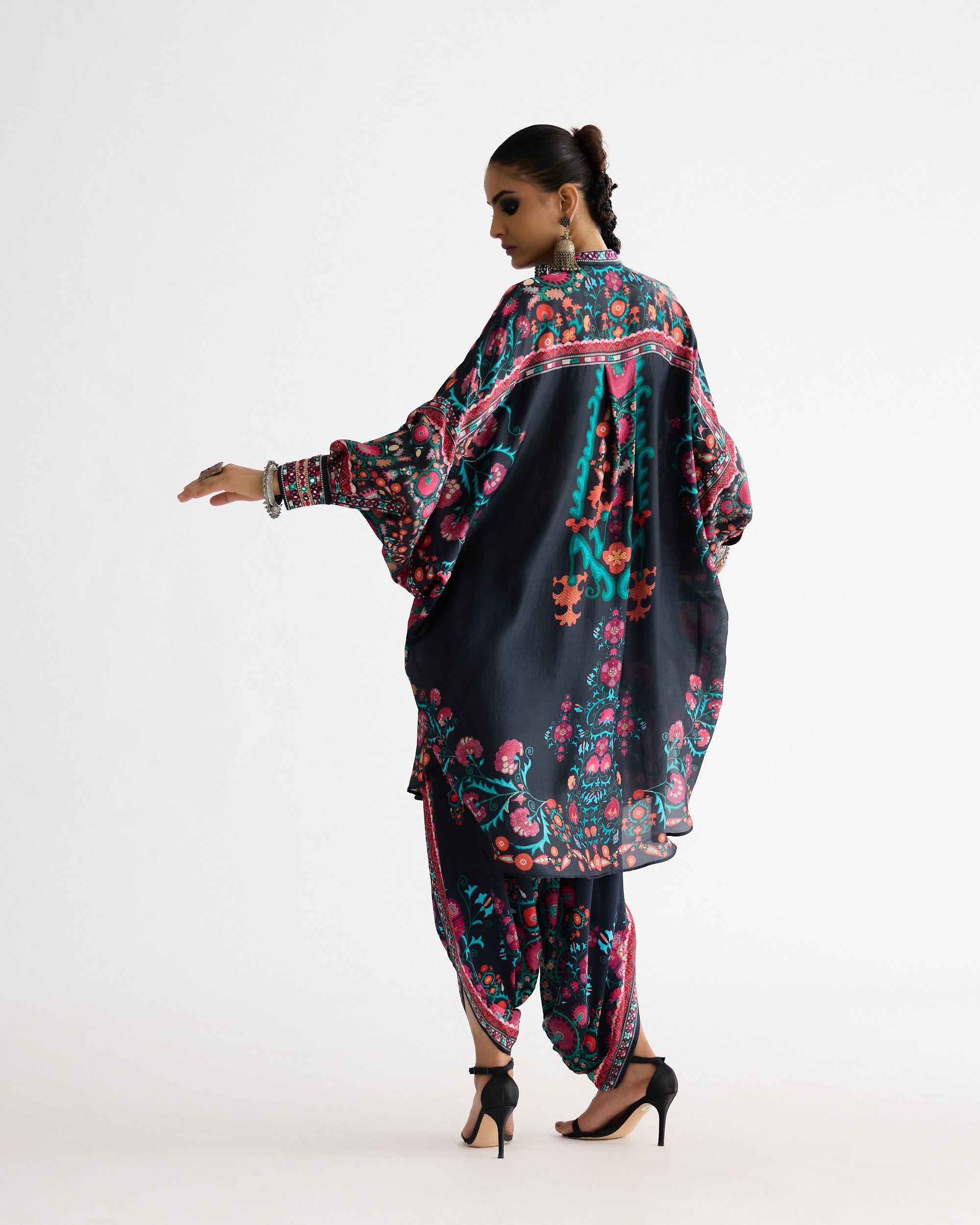A Bukhara Summer : Mabel - Multi