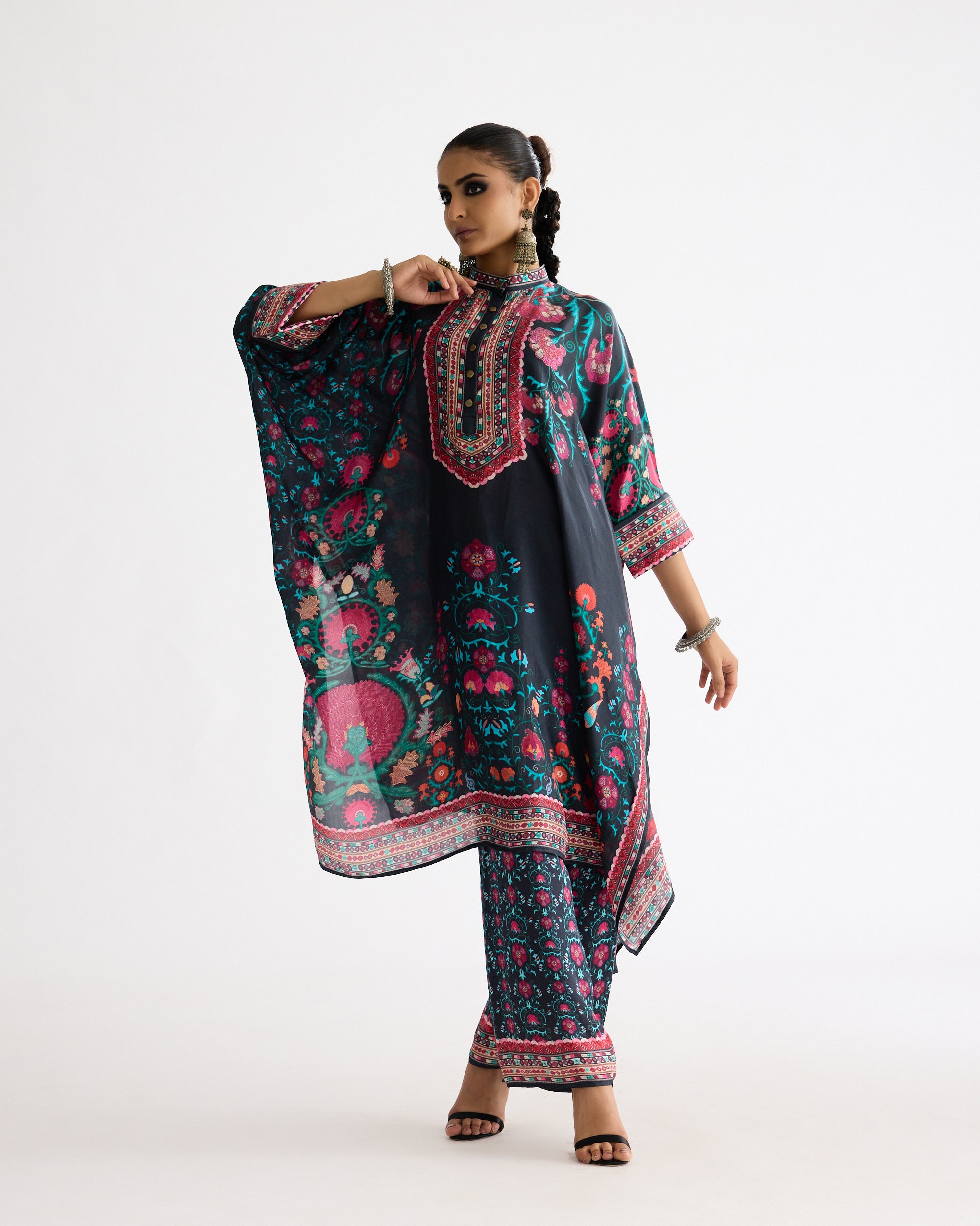 A Bukhara Summer : Chantelle - Multi
