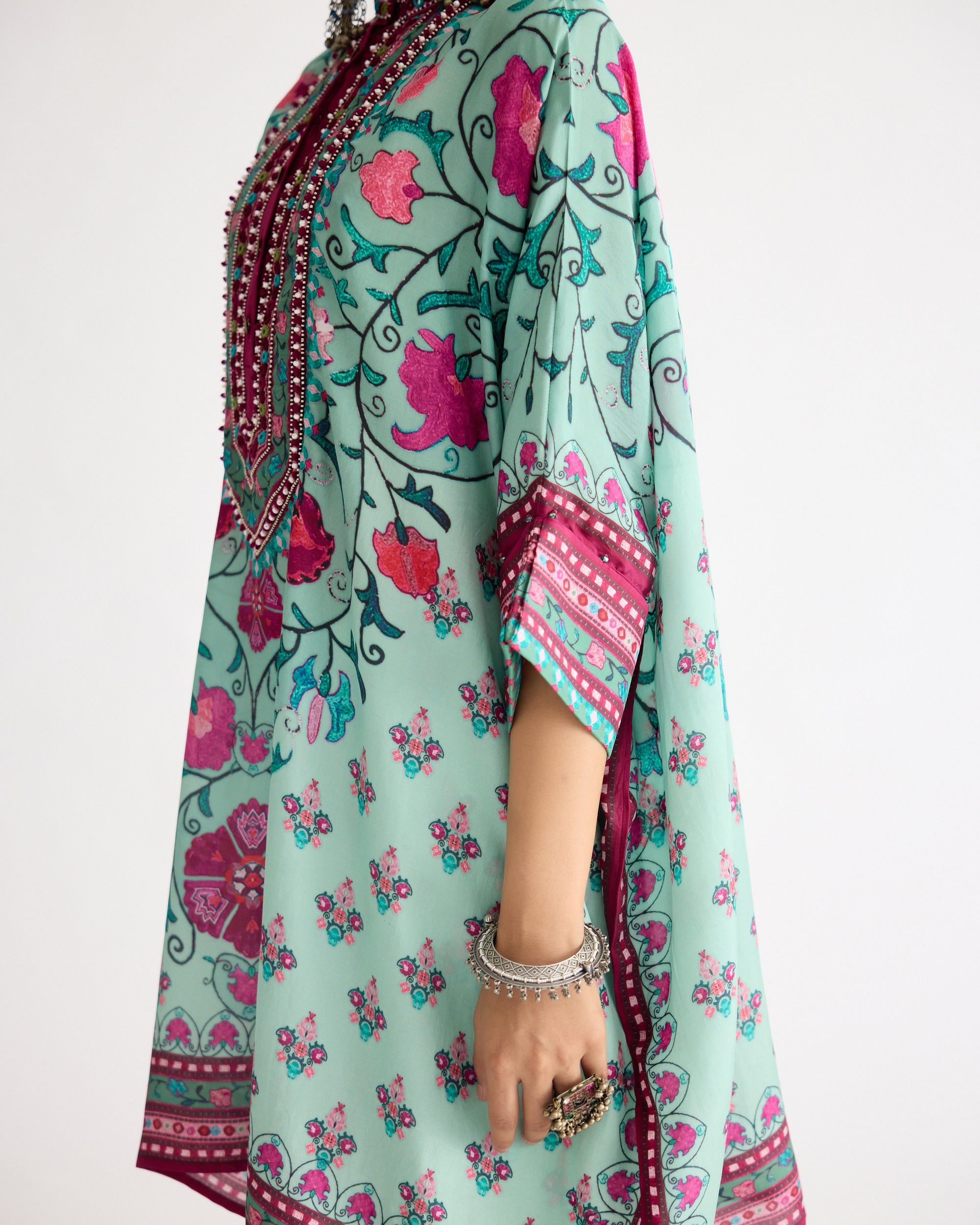 A Bukhara Summer : Chanel 36" - Mint