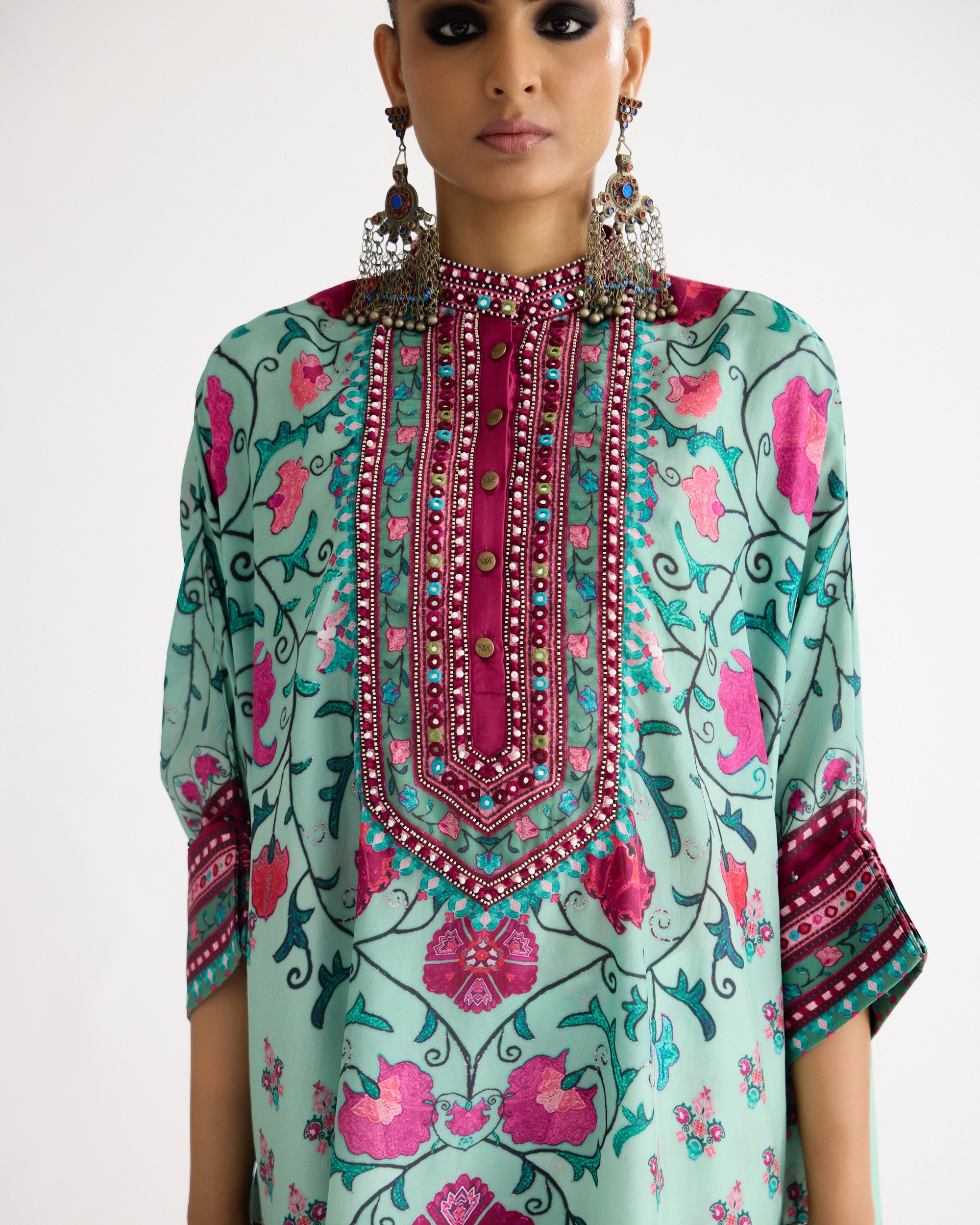 A Bukhara Summer : Chanel 36" - Mint