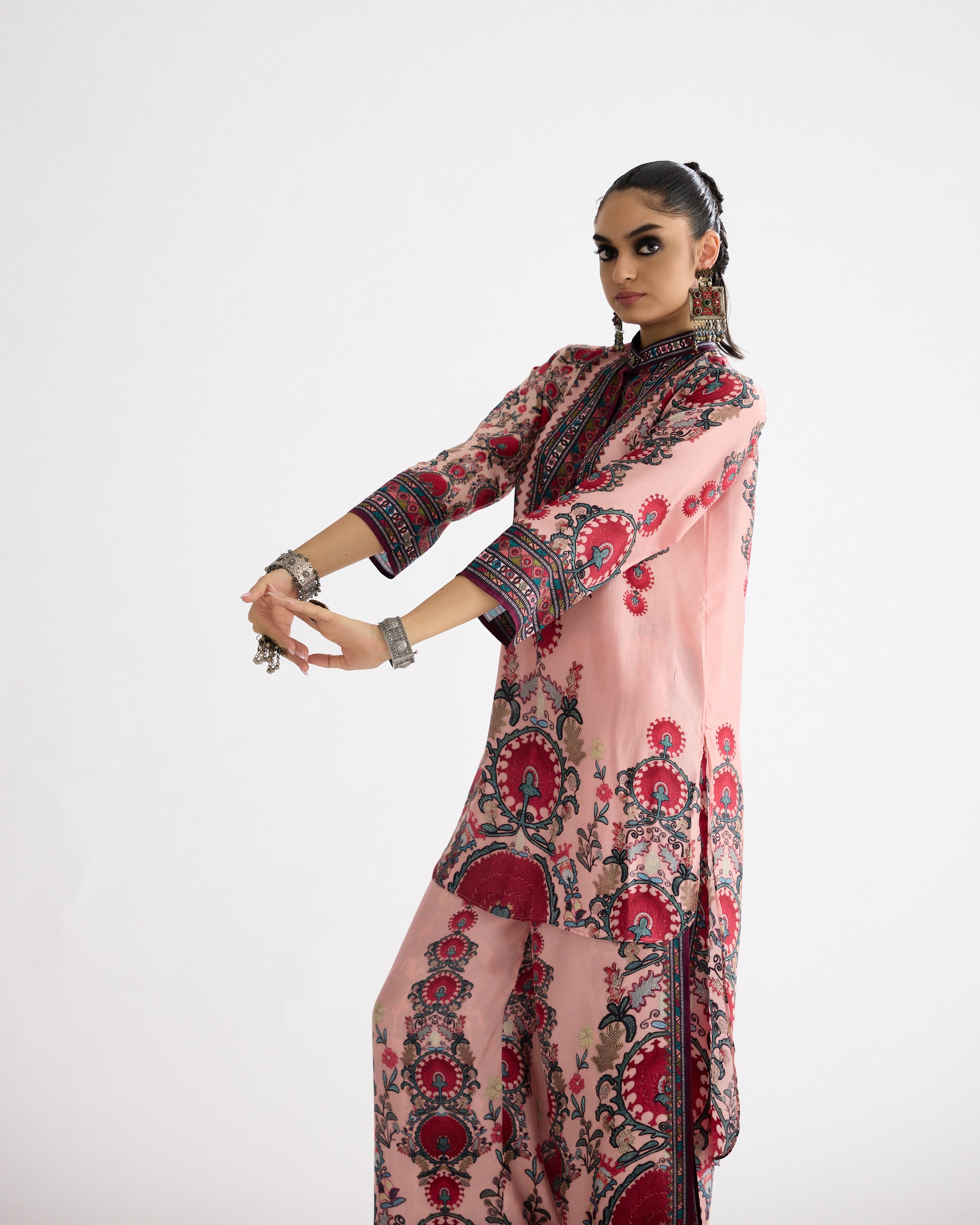 A Bukhara Summer : Baaka/Gloria - Blush