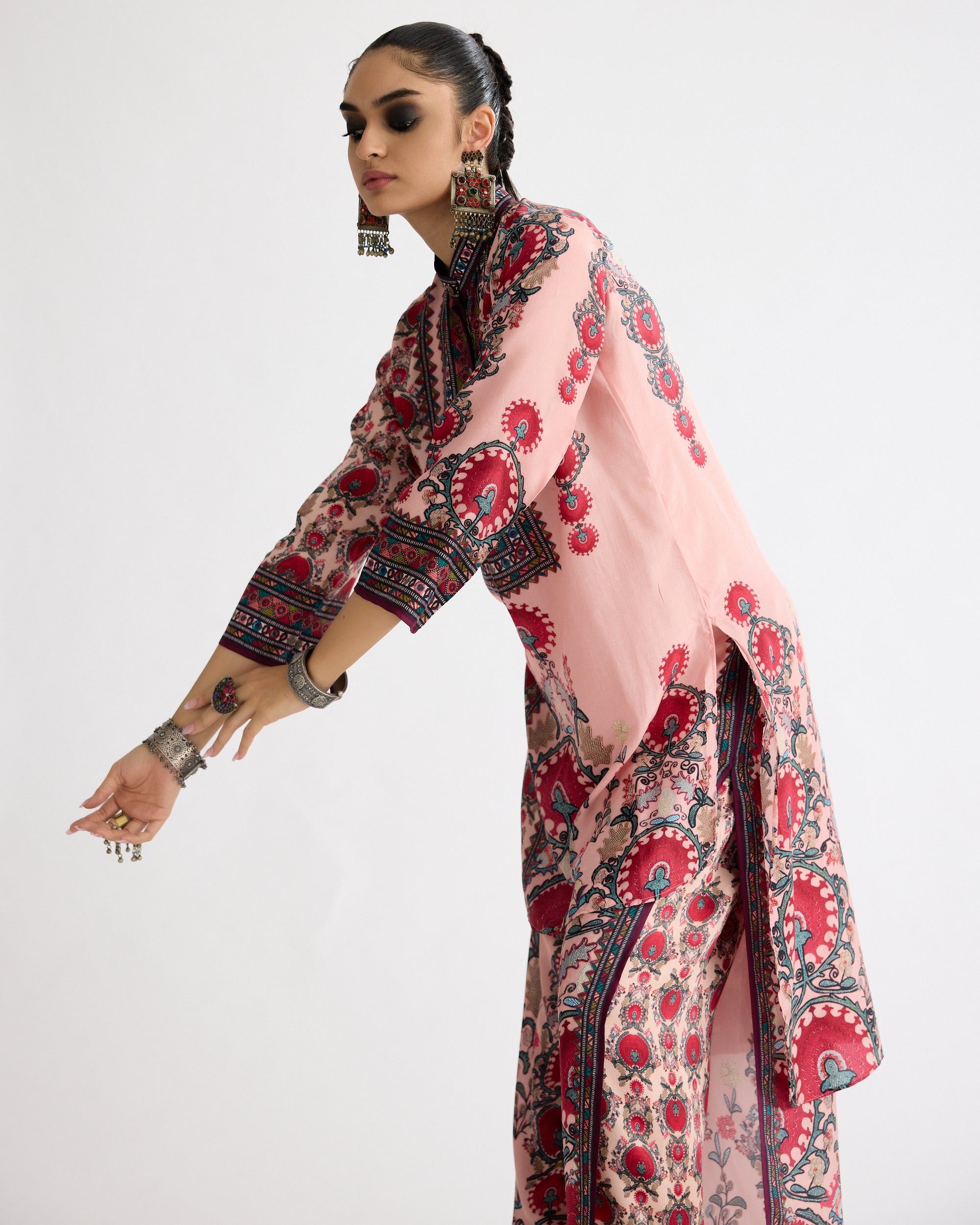 A Bukhara Summer : Baaka/Gloria - Blush