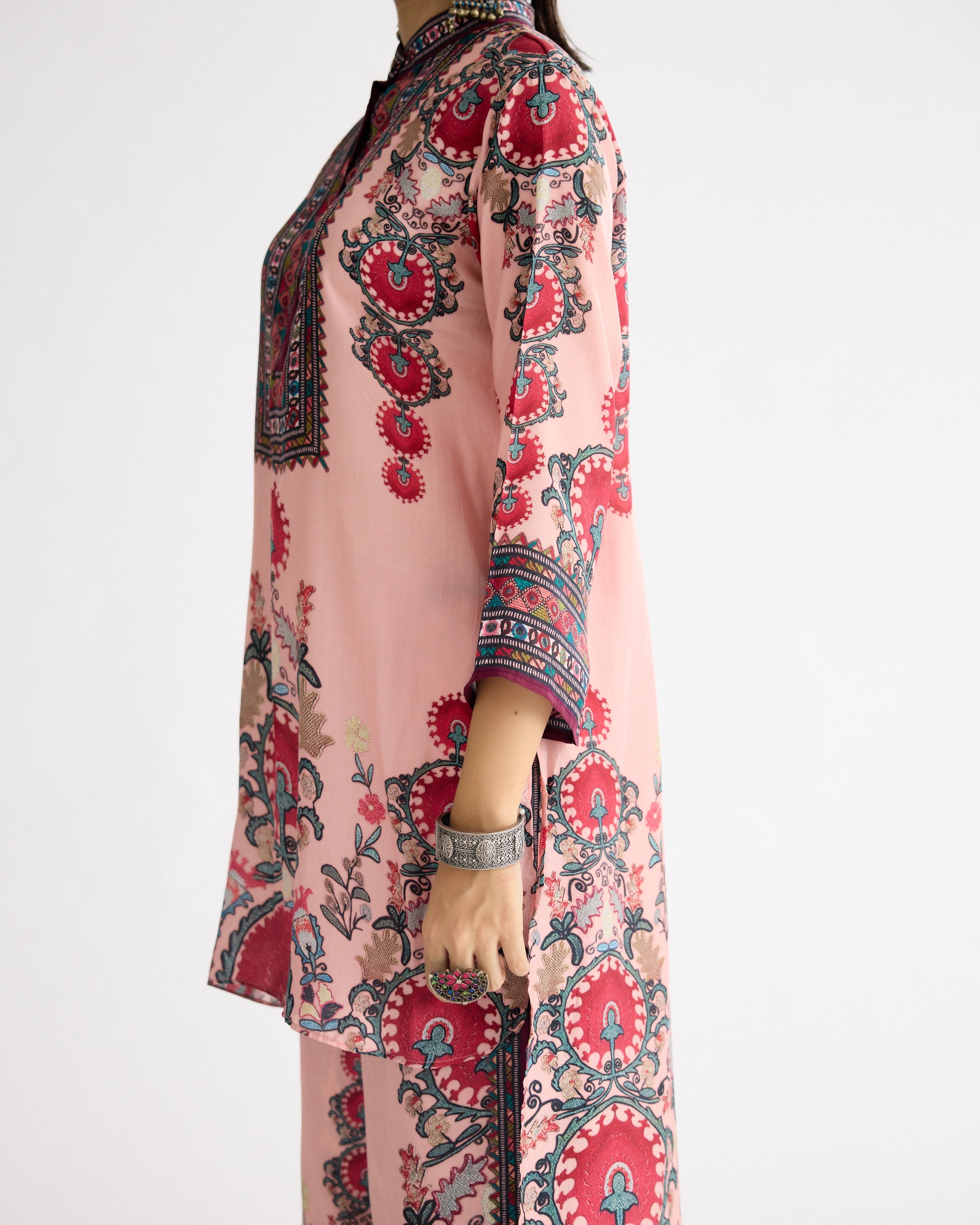 A Bukhara Summer : Baaka/Gloria - Blush