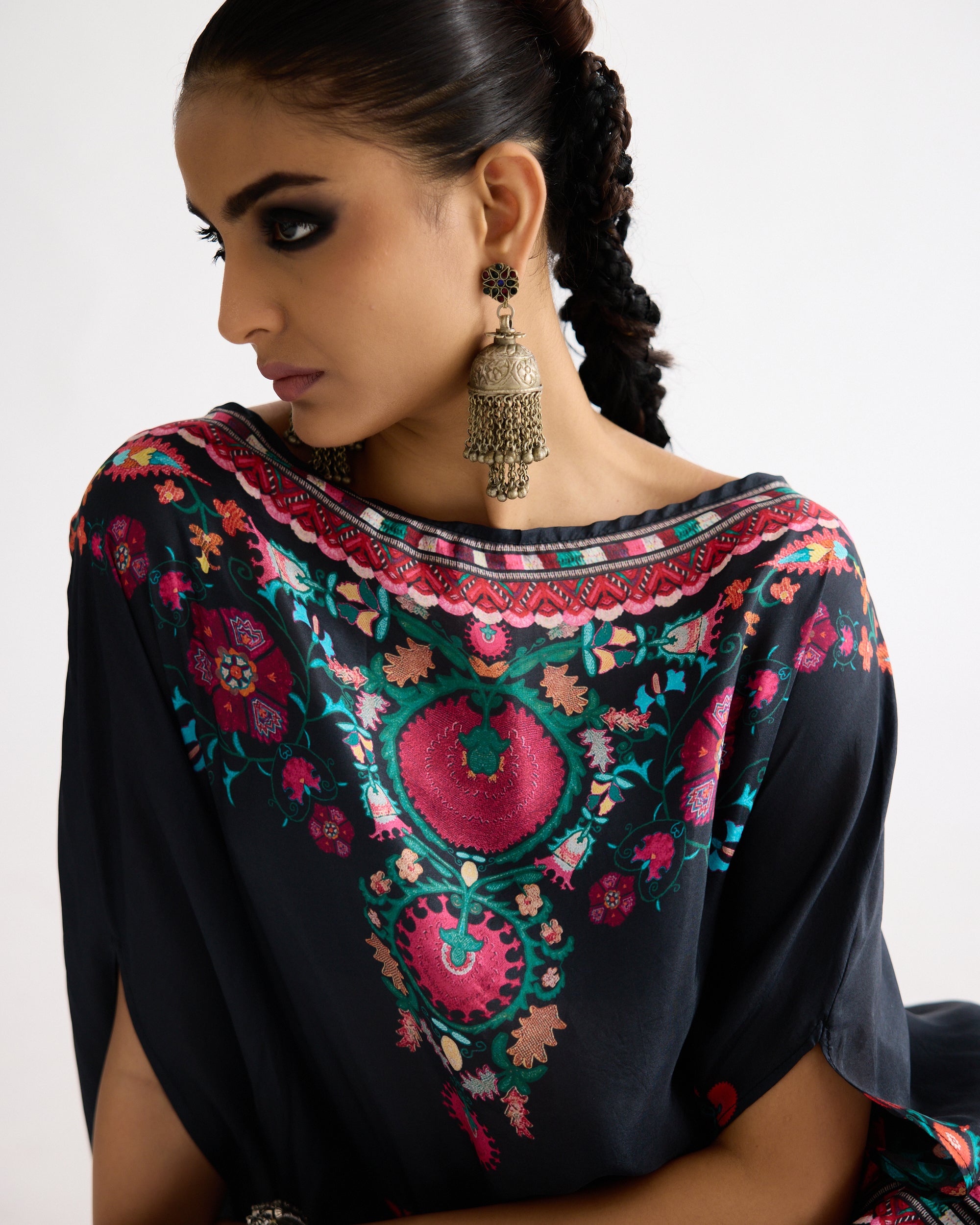A Bukhara Summer : Kamini - Multi