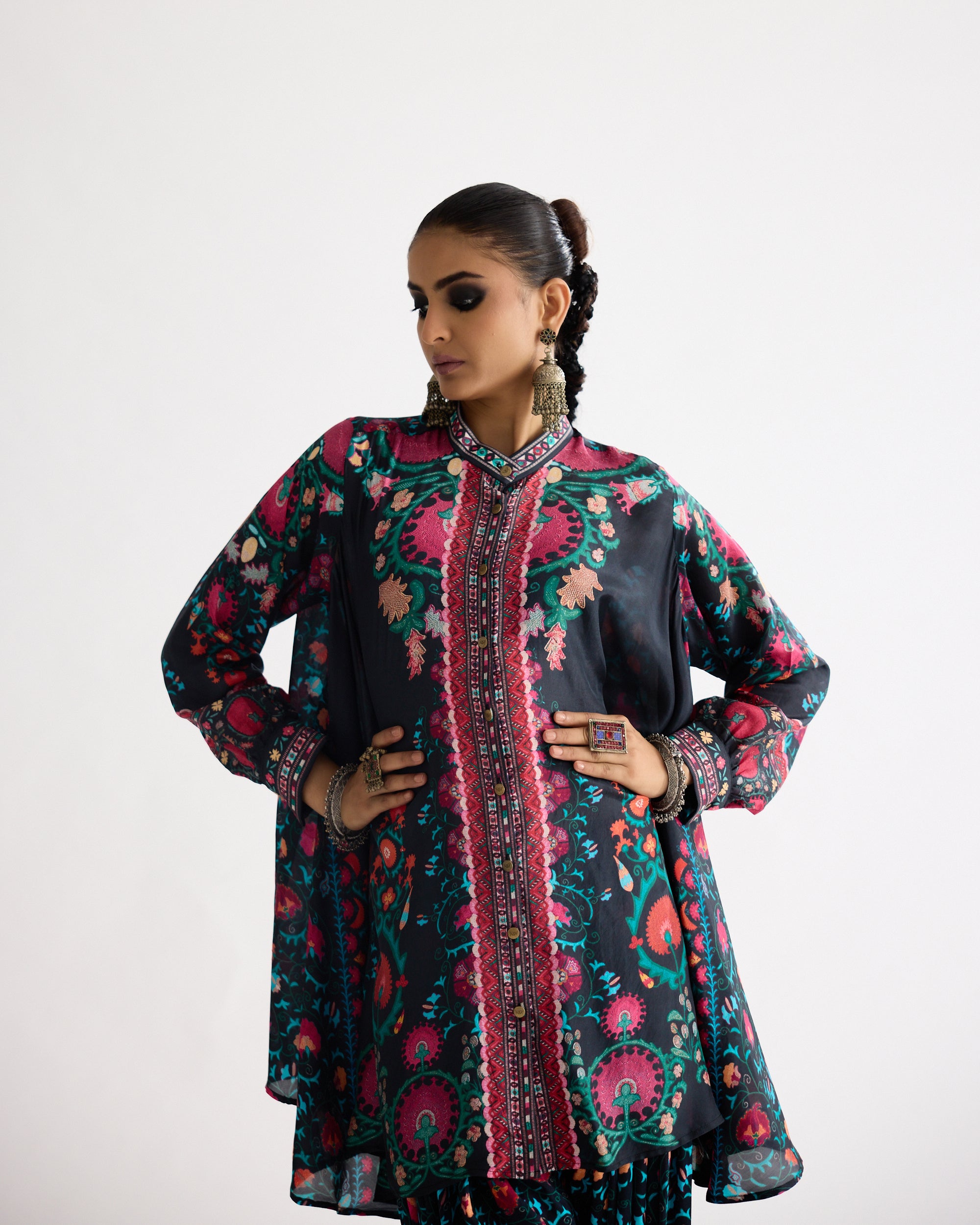 A Bukhara Summer: Nilofer - Multi