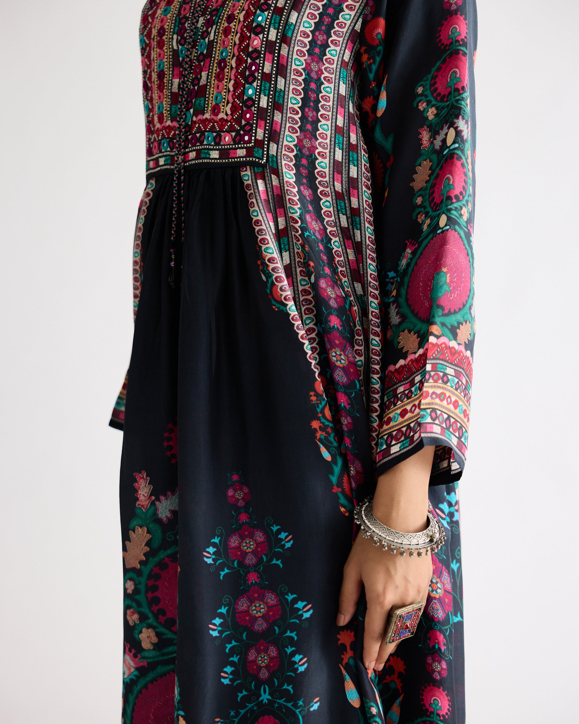 A Bukhara Summer : Anisha - Multi
