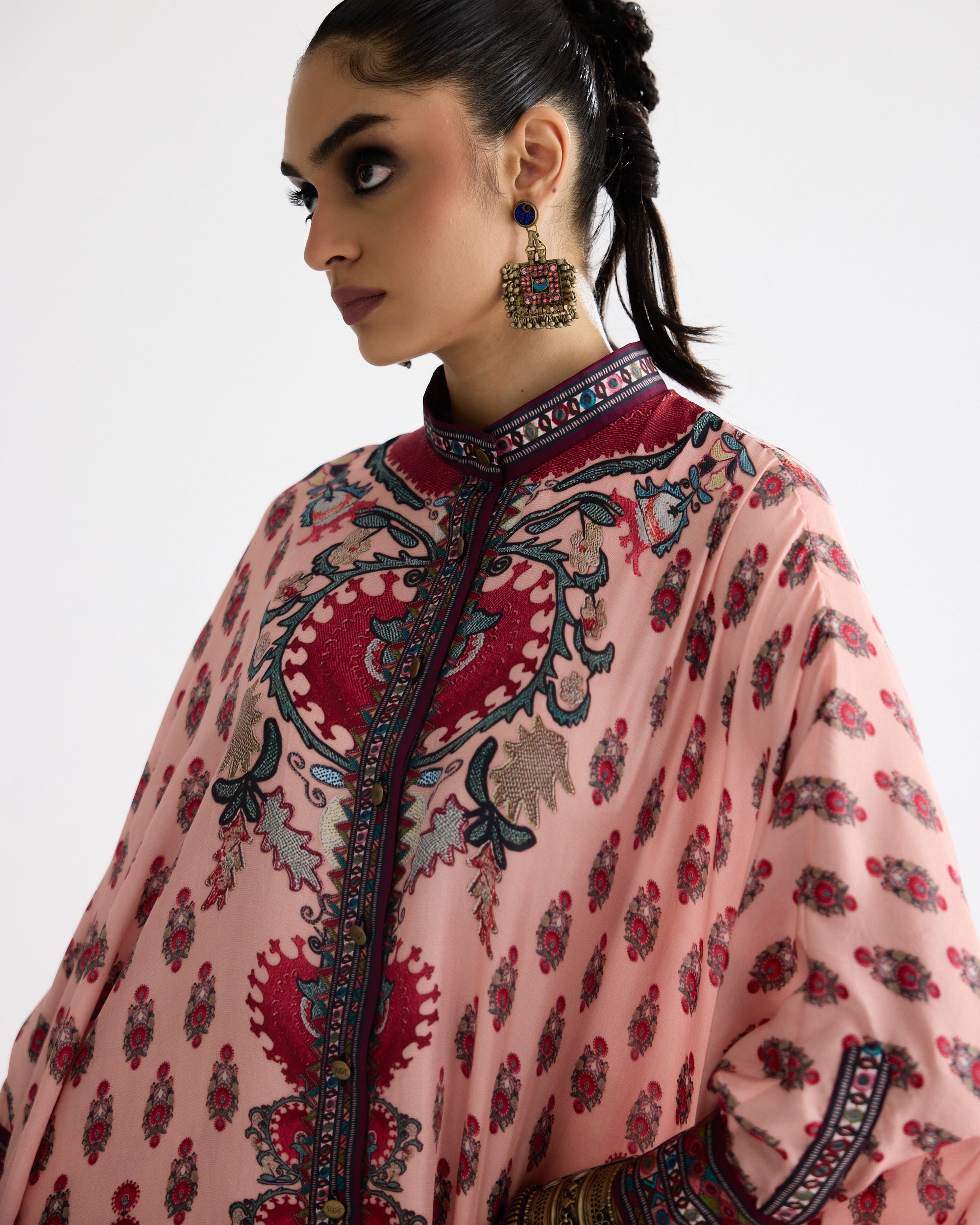 A Bukhara Summer : Dakota/Surilee - Blush