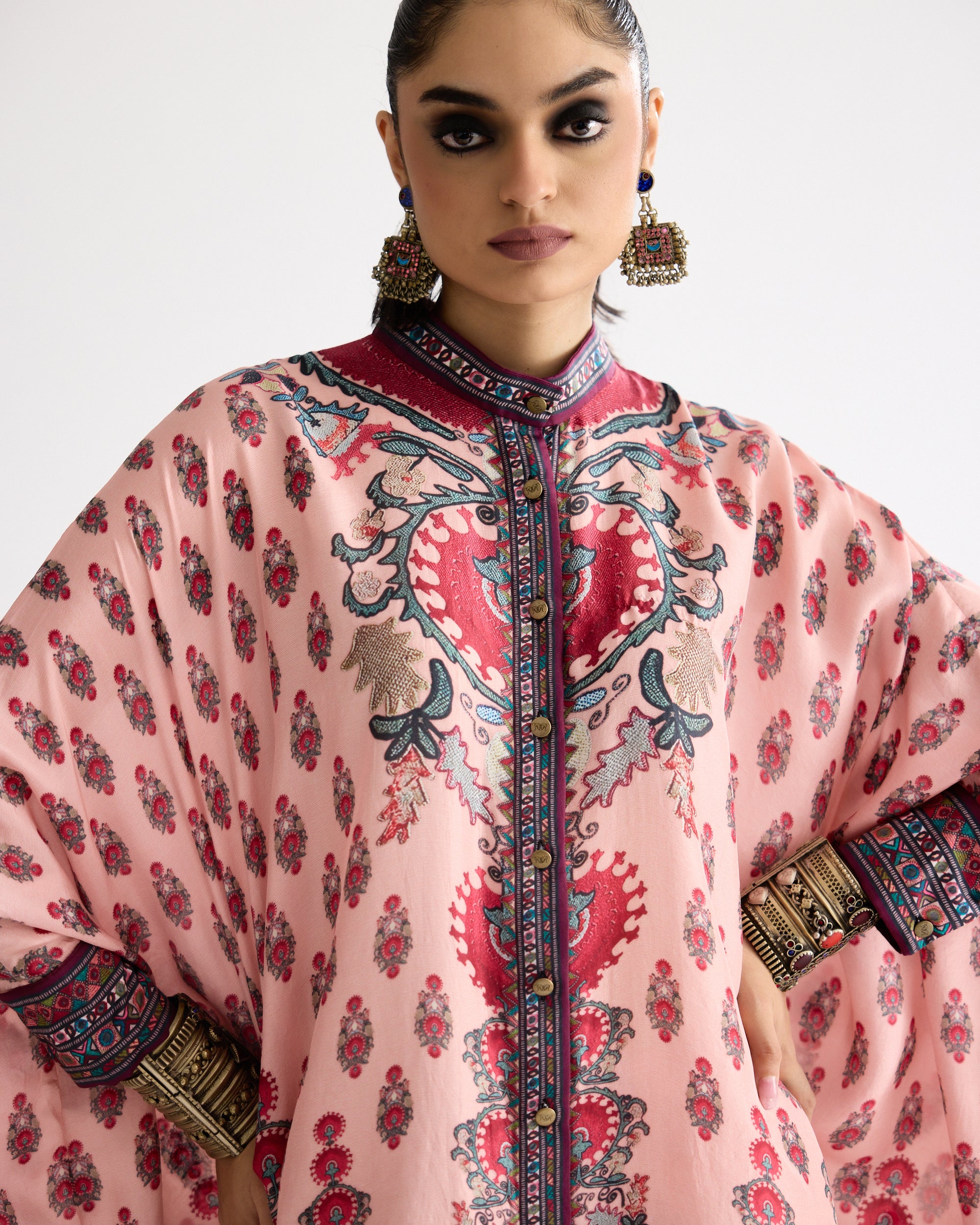 A Bukhara Summer : Dakota/Surilee - Blush