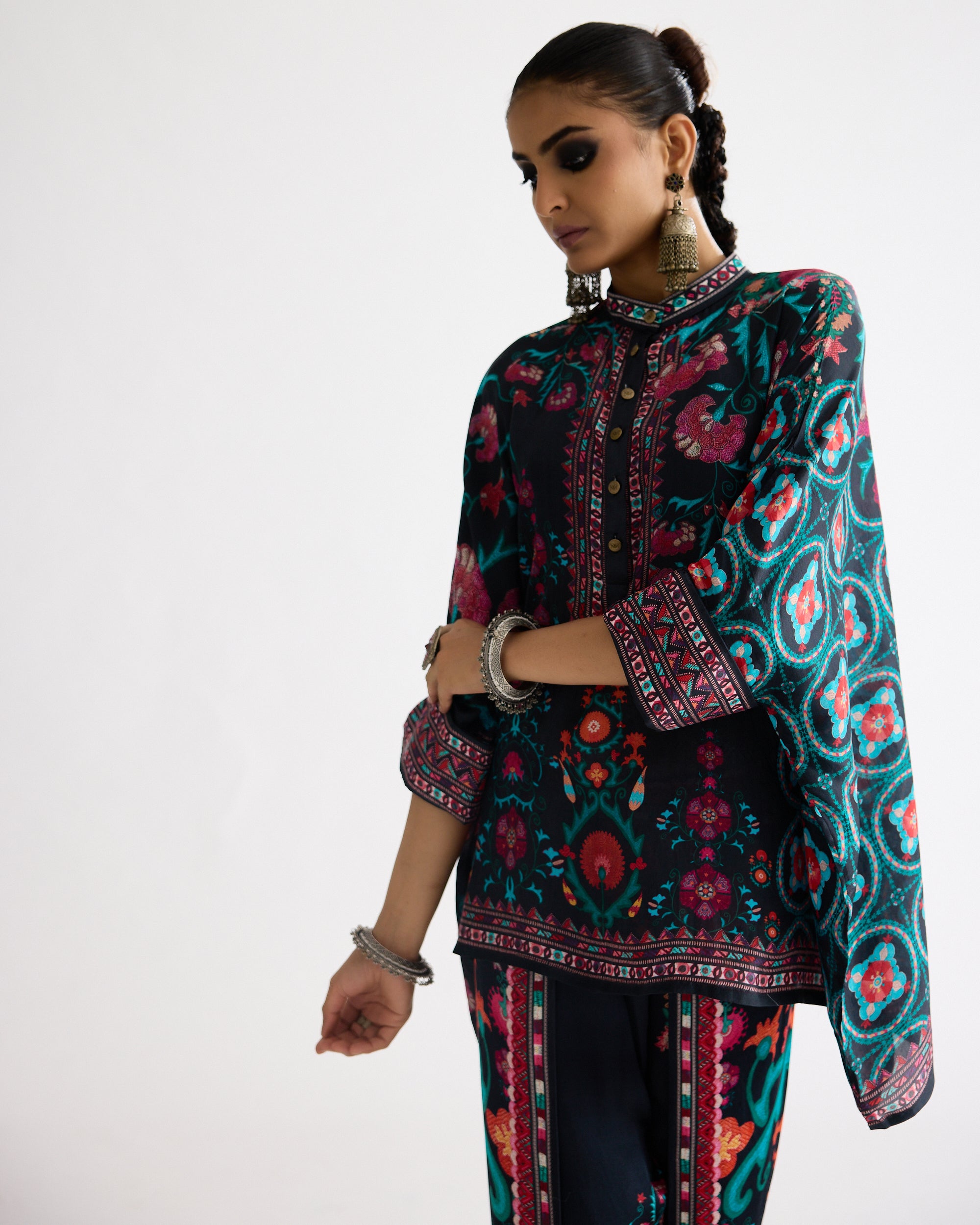 A Bukhara Summer : Chanel - Multi