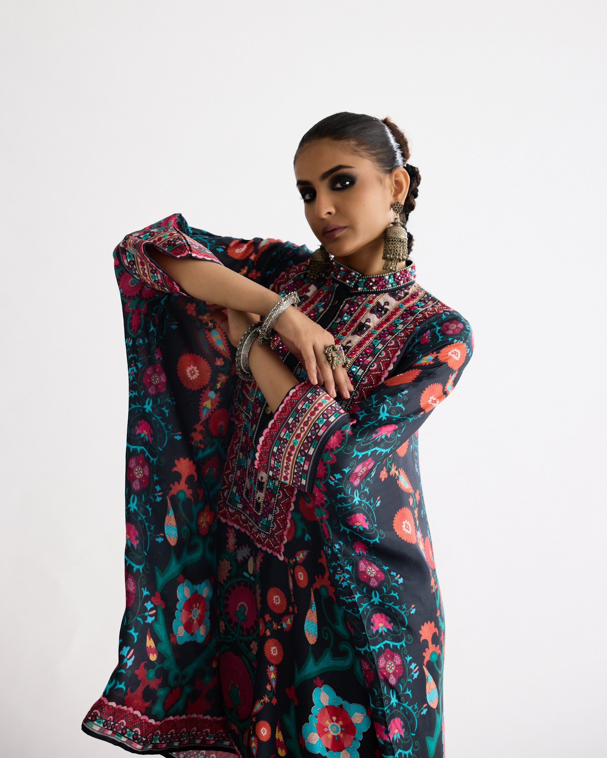 A Bukhara Summer : Chanel 36" - Multi