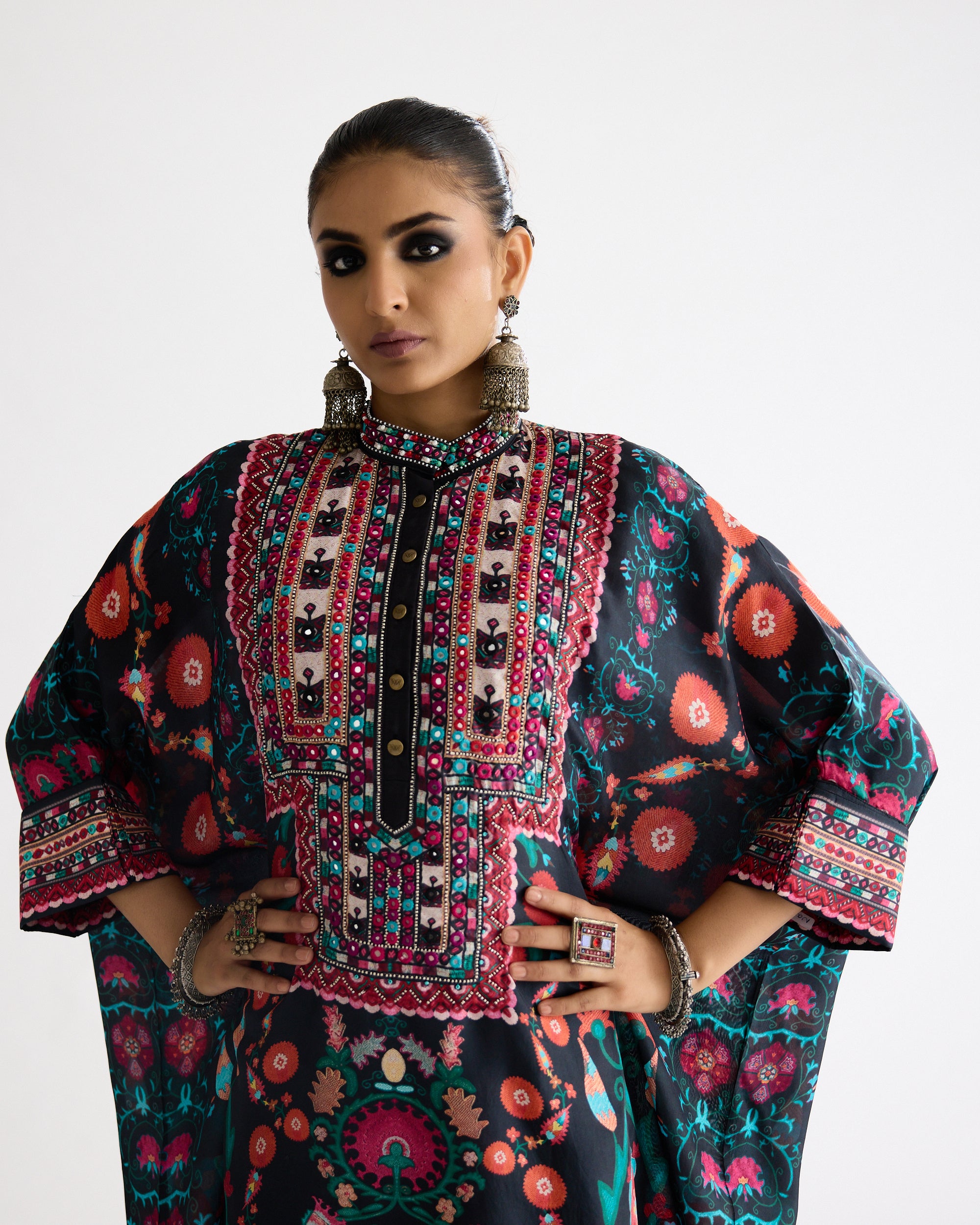 A Bukhara Summer : Chanel 36" - Multi