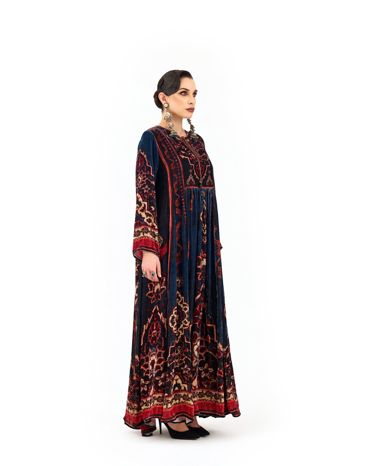 ARABIAN NIGHT : Anisha