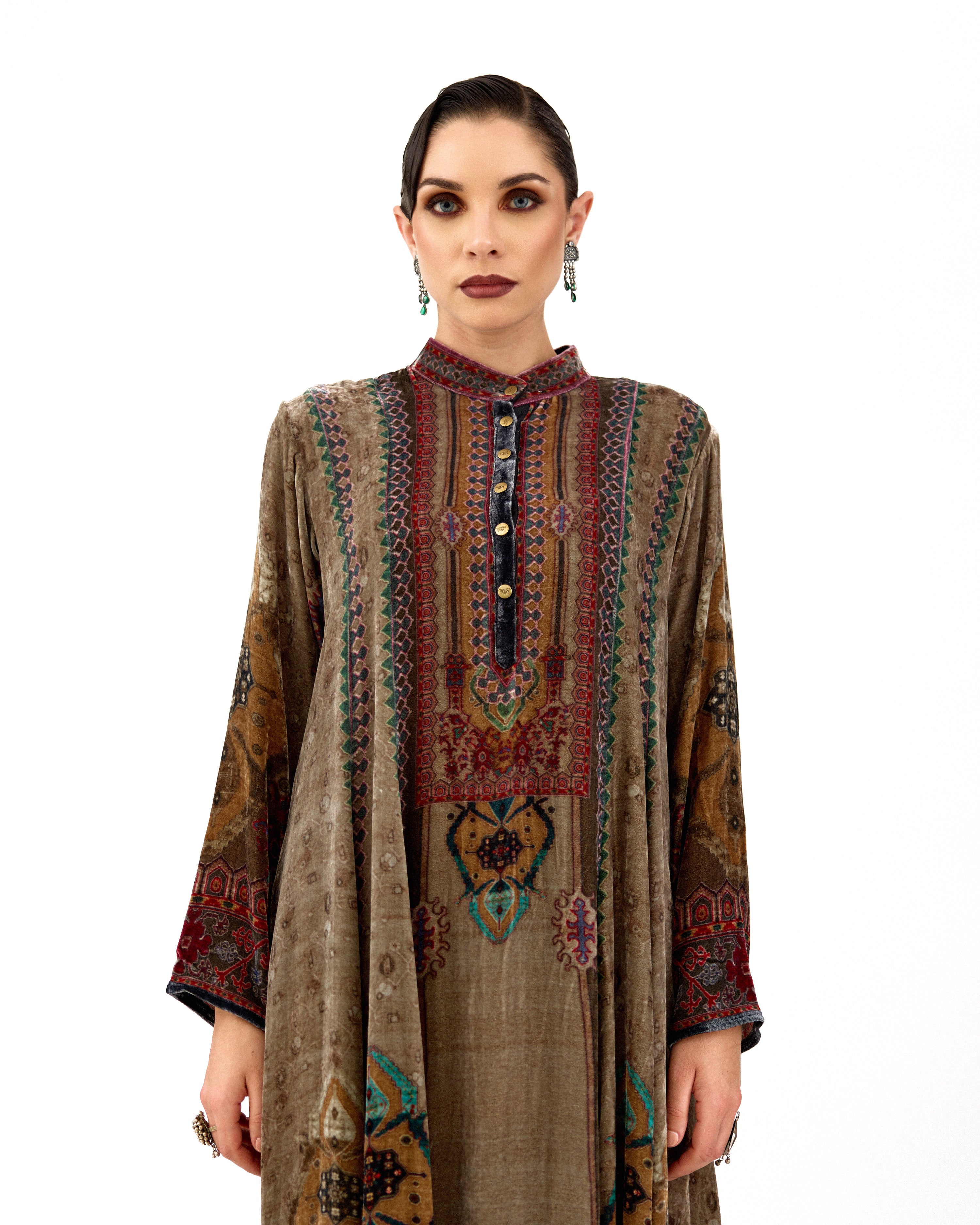 AJRAKH : Ada